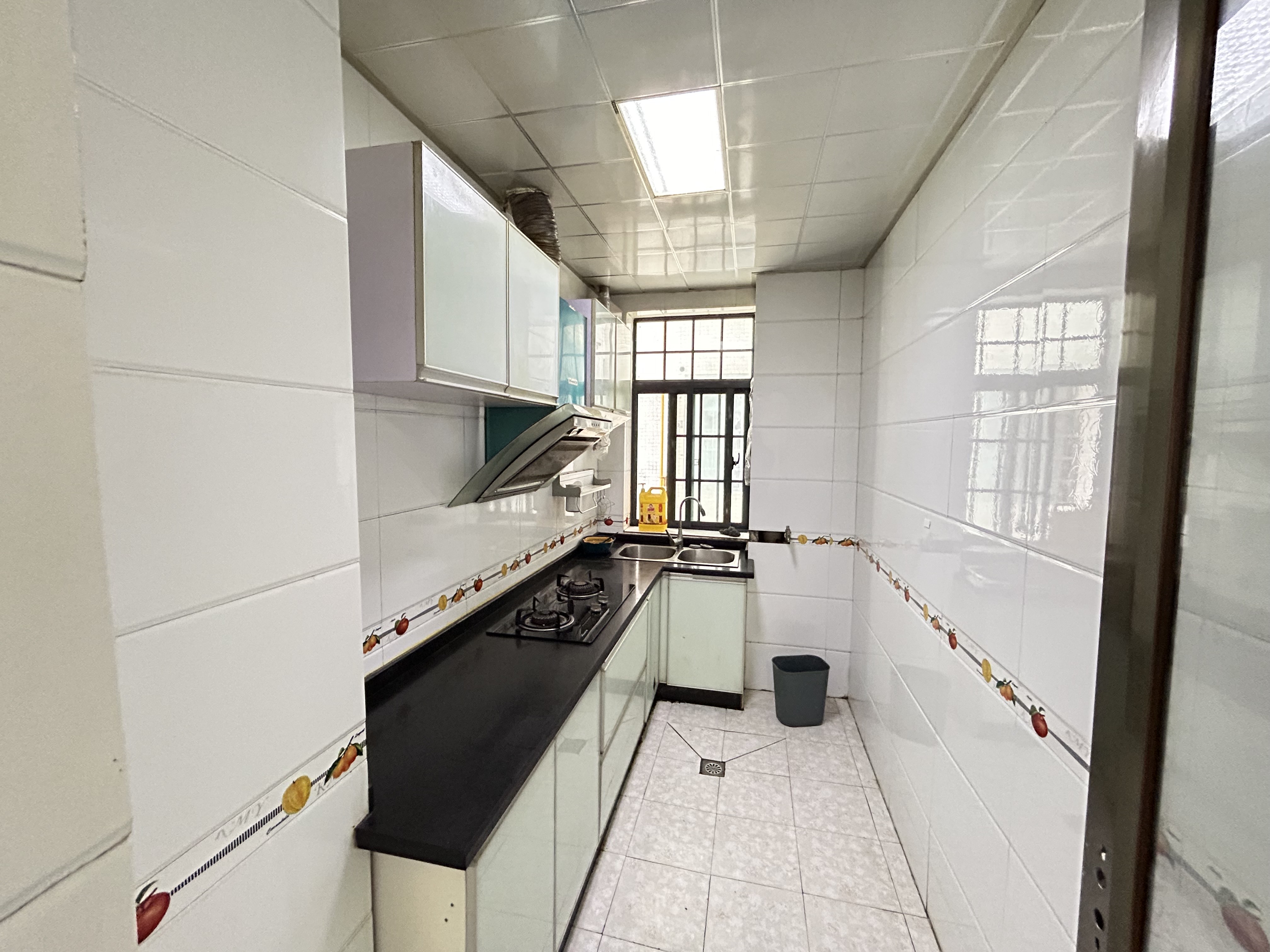 逸臣广场 1室0厅0卫 1666.0元/月 逸臣广场 1室0厅0卫 1666.0元/月室内图