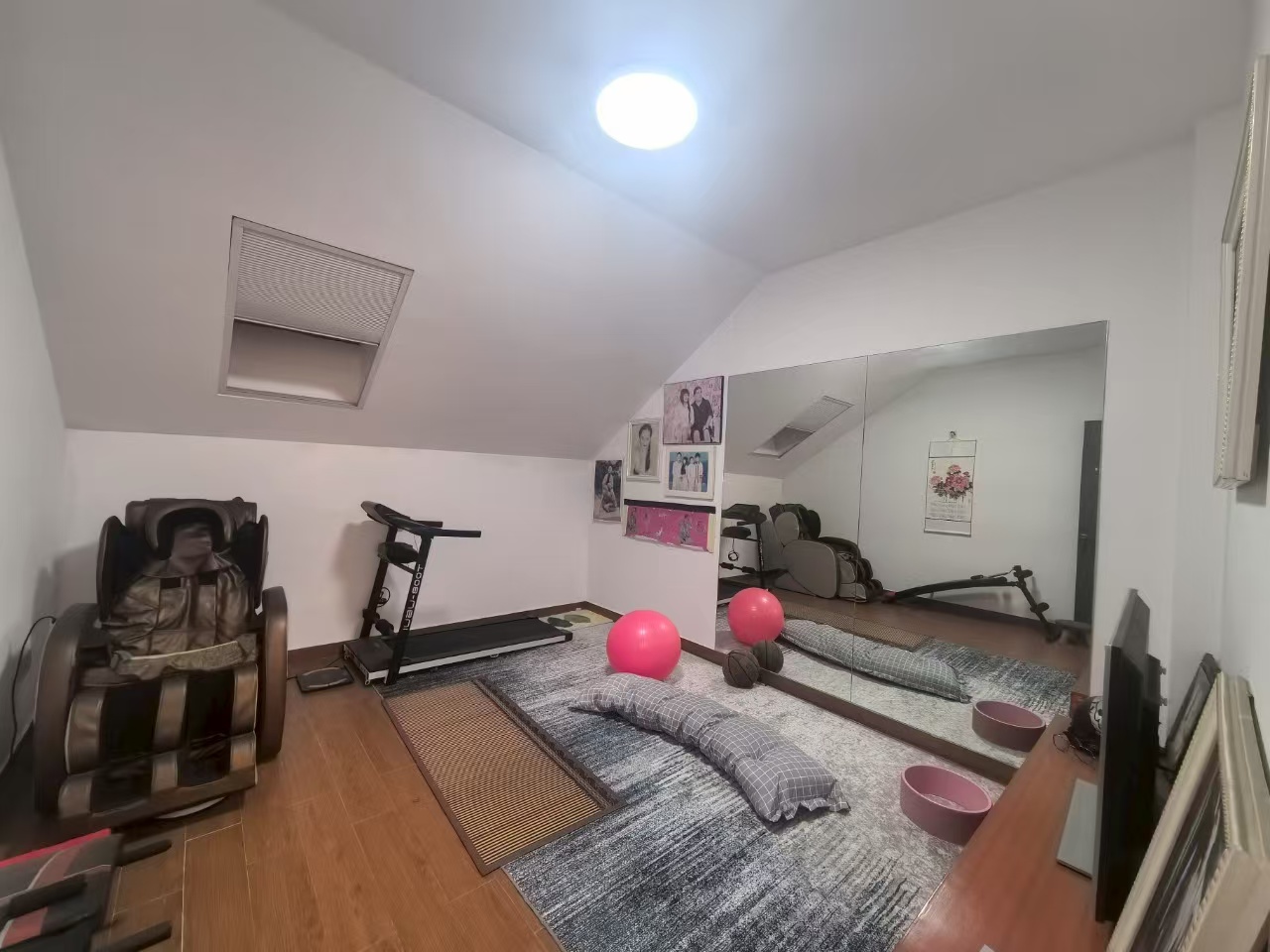 高尔夫紫龙郡 6室3厅3卫 138.0万 高尔夫紫龙郡 6室3厅3卫 138.0万室内图