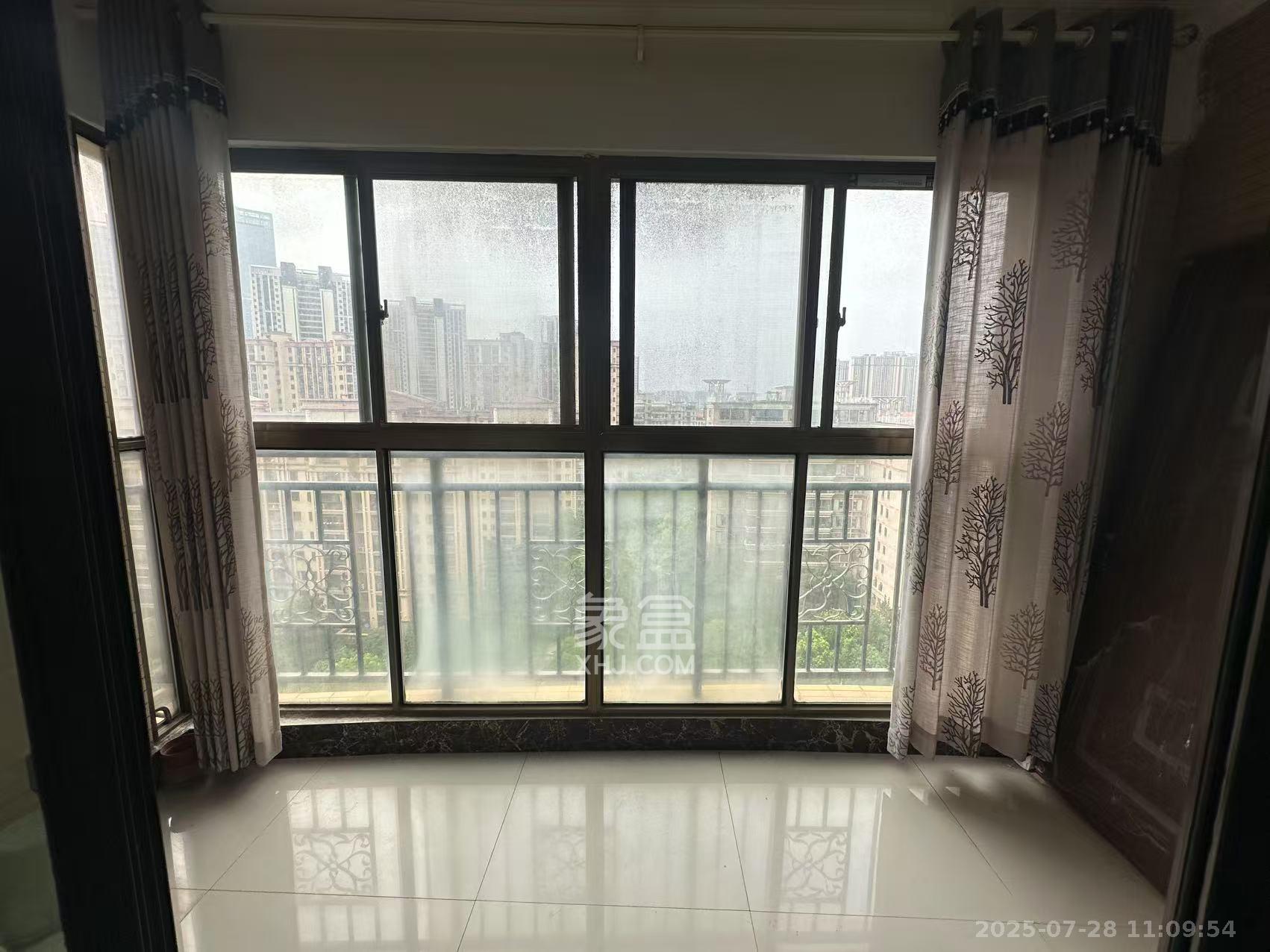 江山帝景雅典  1室2厅1卫    1800.0元/月 江山帝景雅典  1室2厅1卫    1800.0元/月室内图