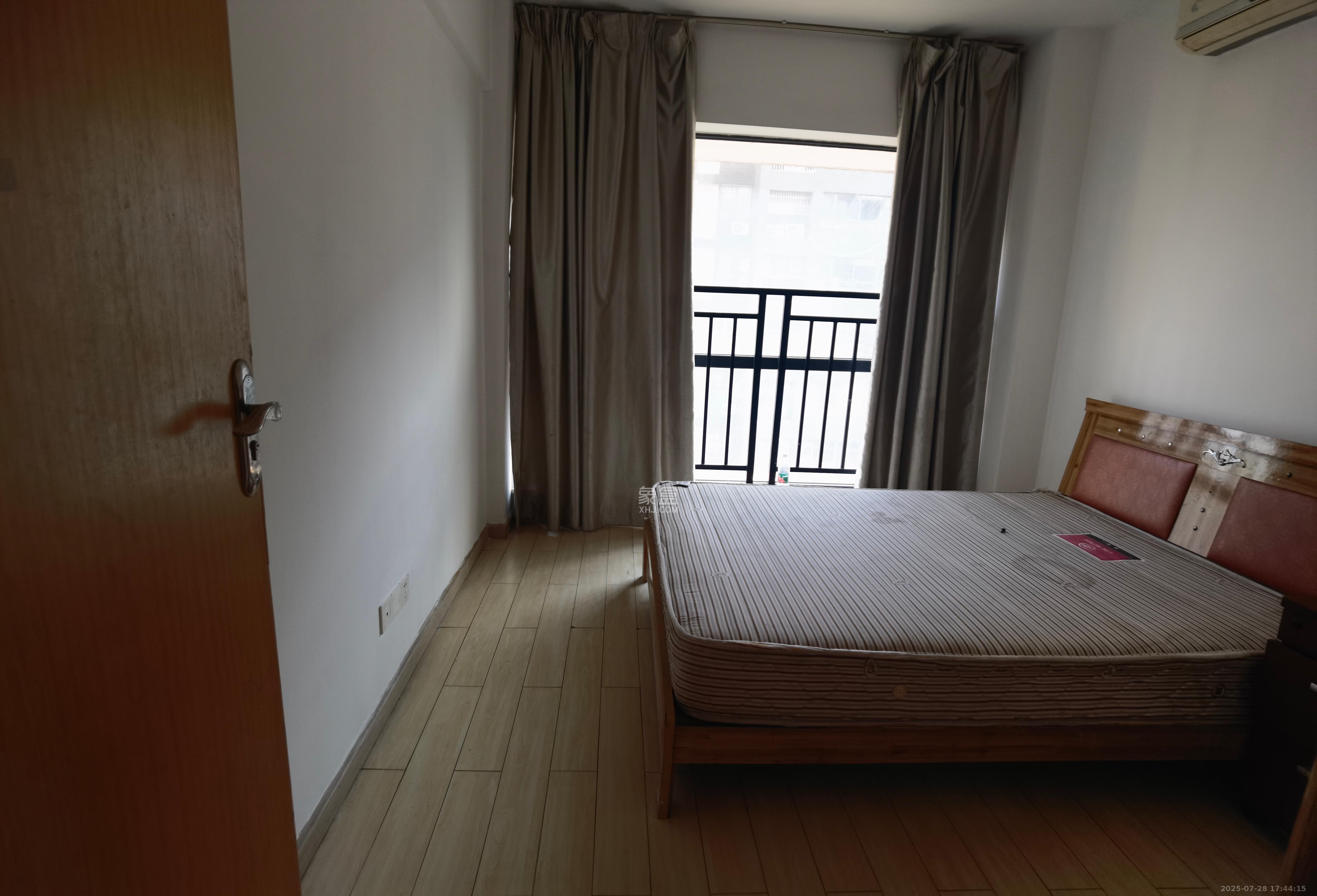 中信文化广场（中信新城二期）  2室2厅1卫    1600.0元/月室内图