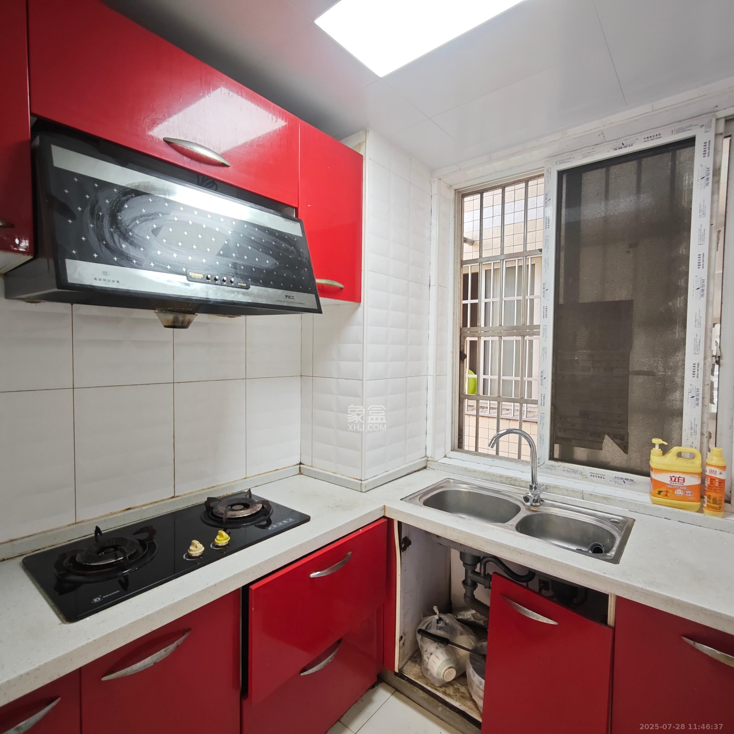 圣力华苑 2室2厅1卫 1200.0元/月 圣力华苑 2室2厅1卫 1200.0元/月室内图