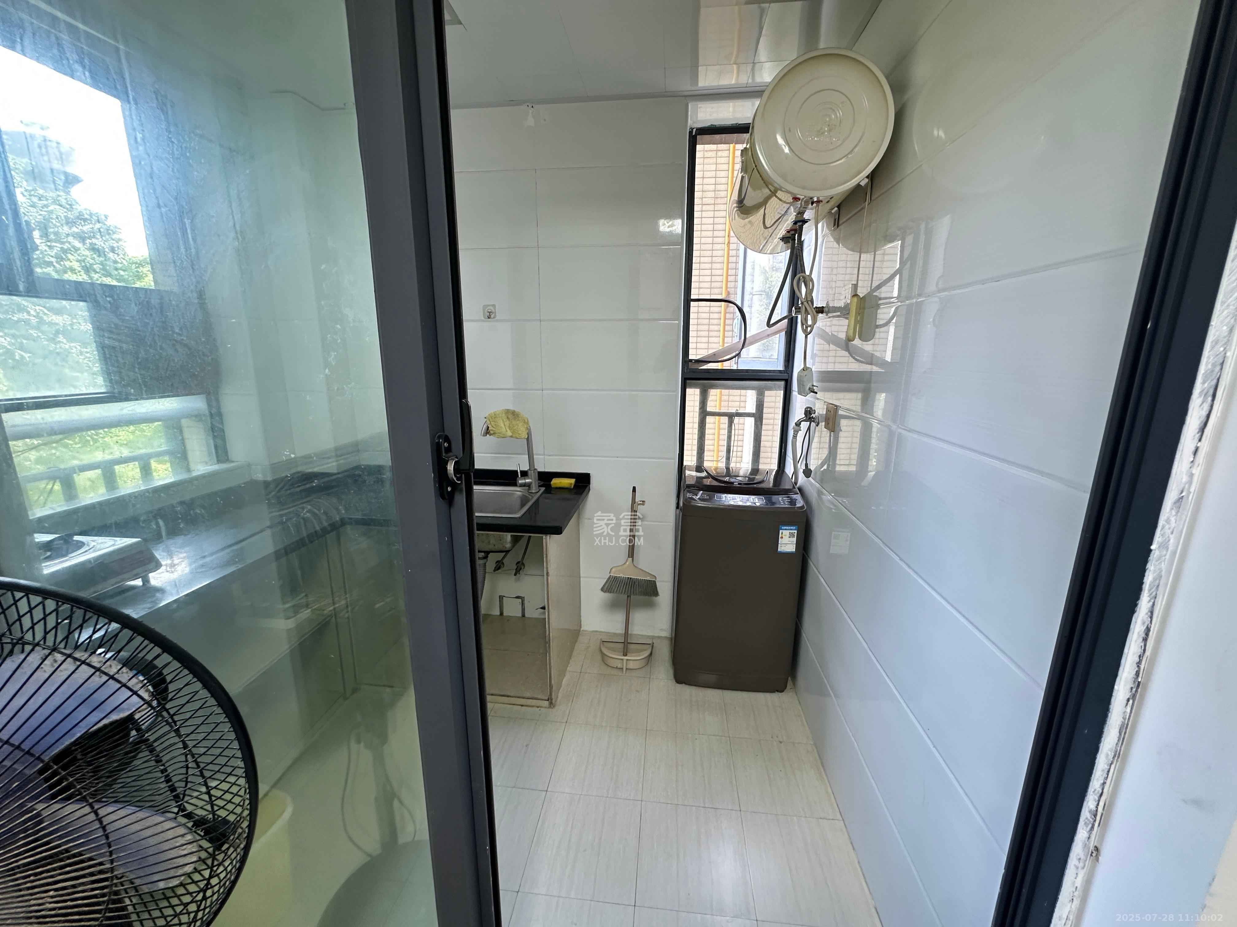 都市兰亭 1室1厅1卫 1300.0元/月 都市兰亭 1室1厅1卫 1300.0元/月室内图