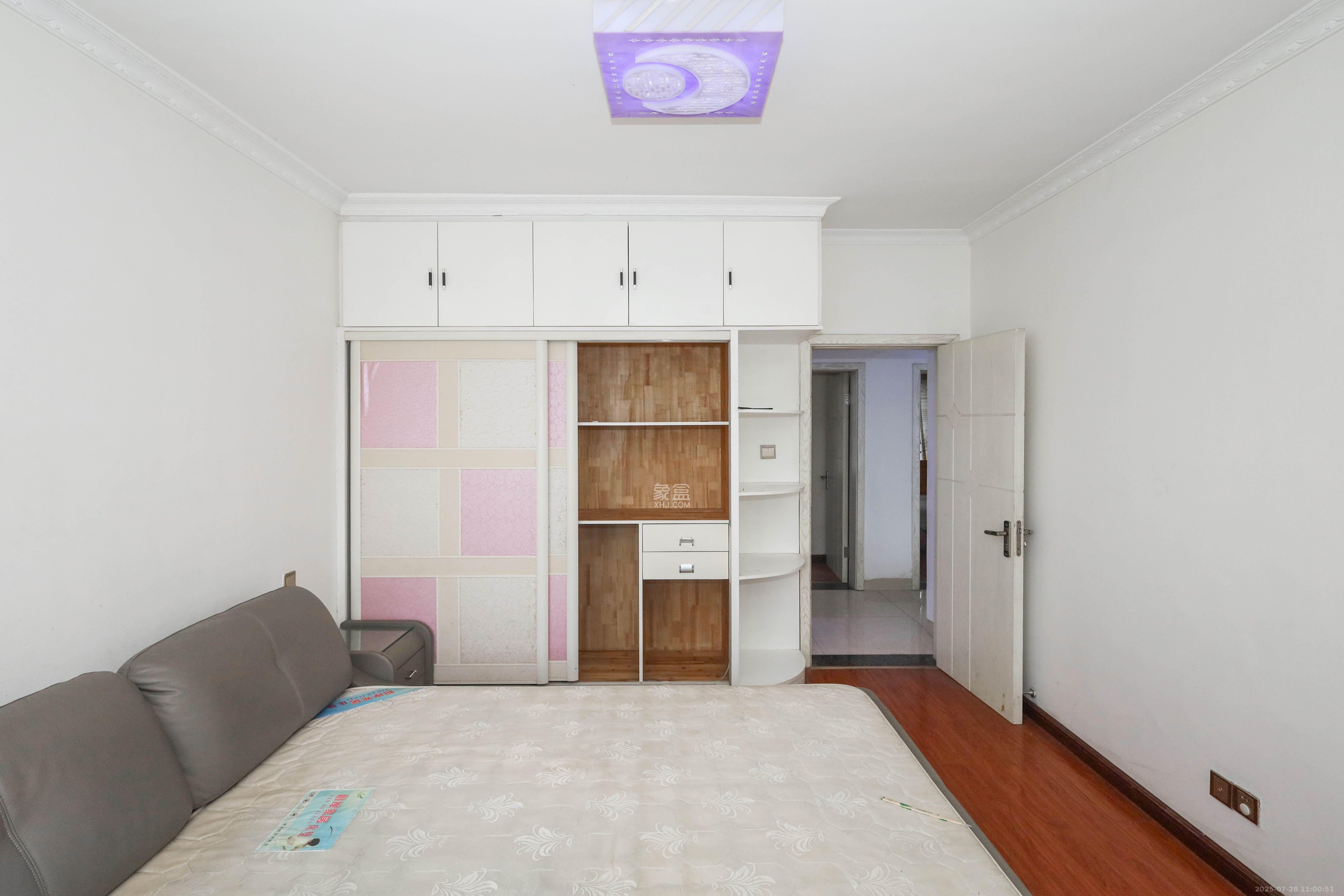 保利麓谷林语F区 3室2厅2卫 2300.0元/月 保利麓谷林语F区 3室2厅2卫 2300.0元/月室内图