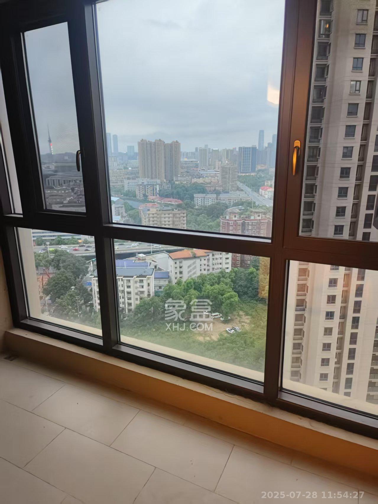 新力紫园 3室2厅1卫 2800.0元/月 新力紫园 3室2厅1卫 2800.0元/月室内图