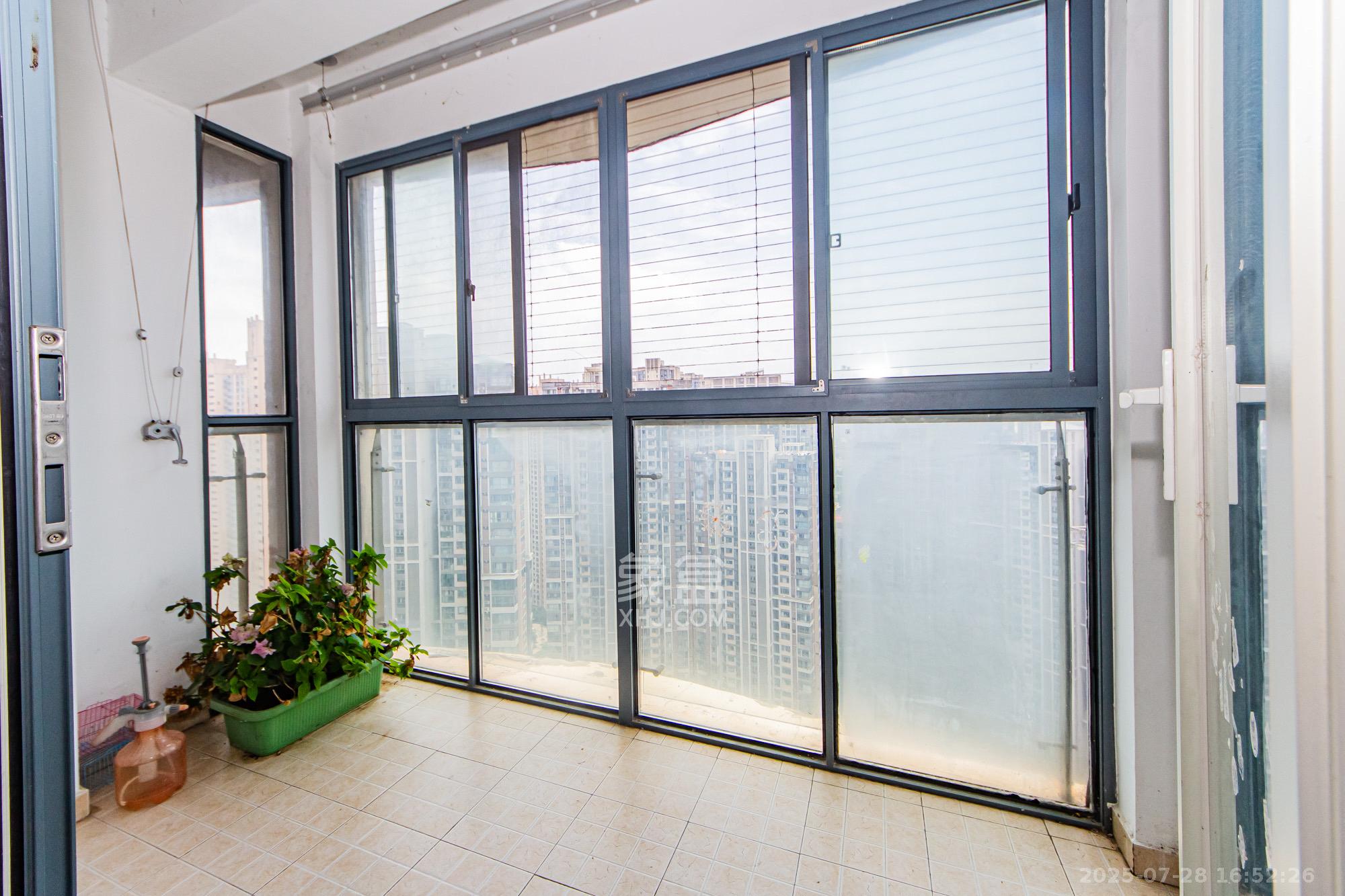 北辰三角洲E5区 2室1厅1卫 2890.0元/月 北辰三角洲E5区 2室1厅1卫 2890.0元/月室内图