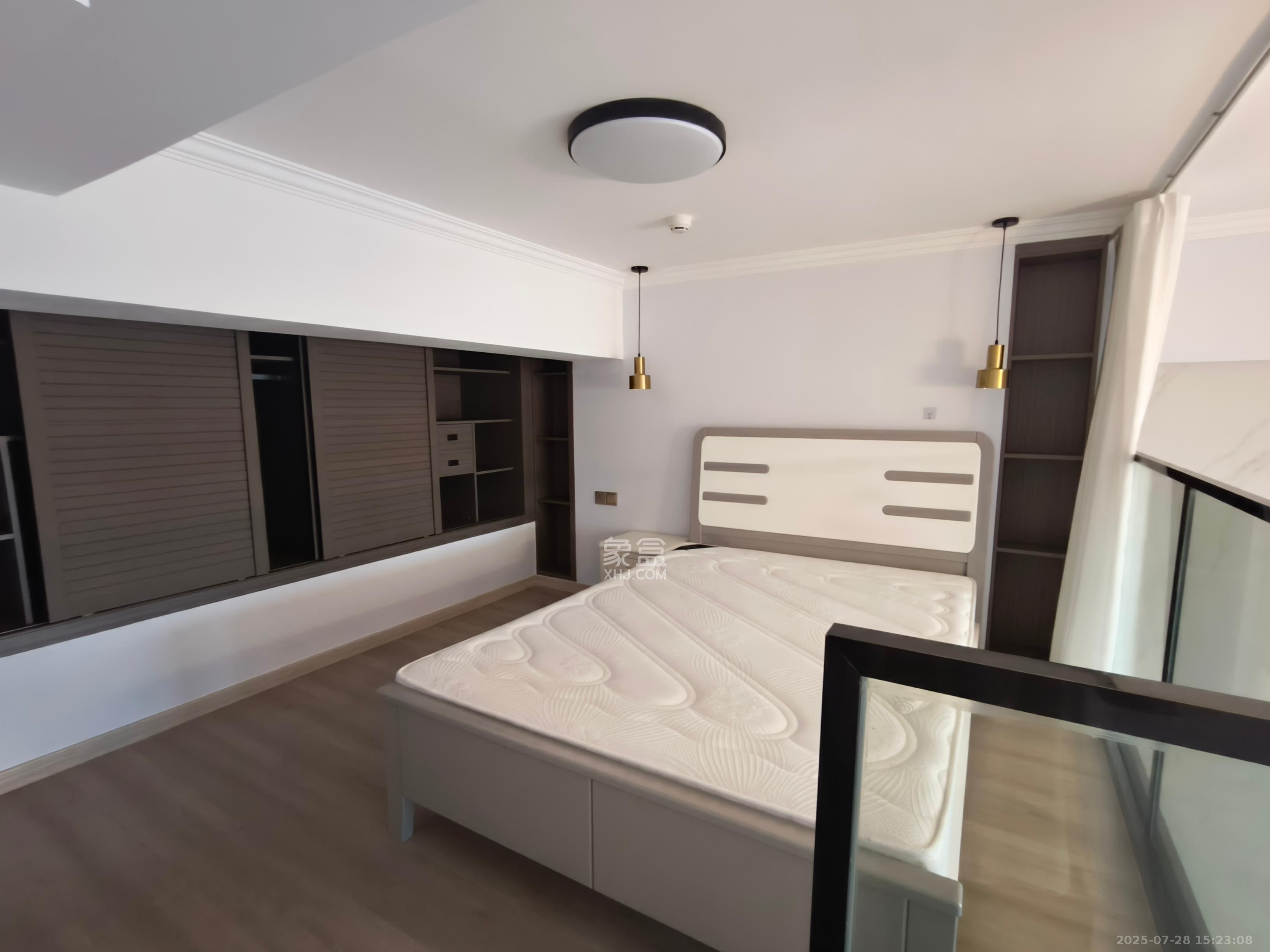 湘一书香里  2室1厅1卫    2600.0元/月室内图