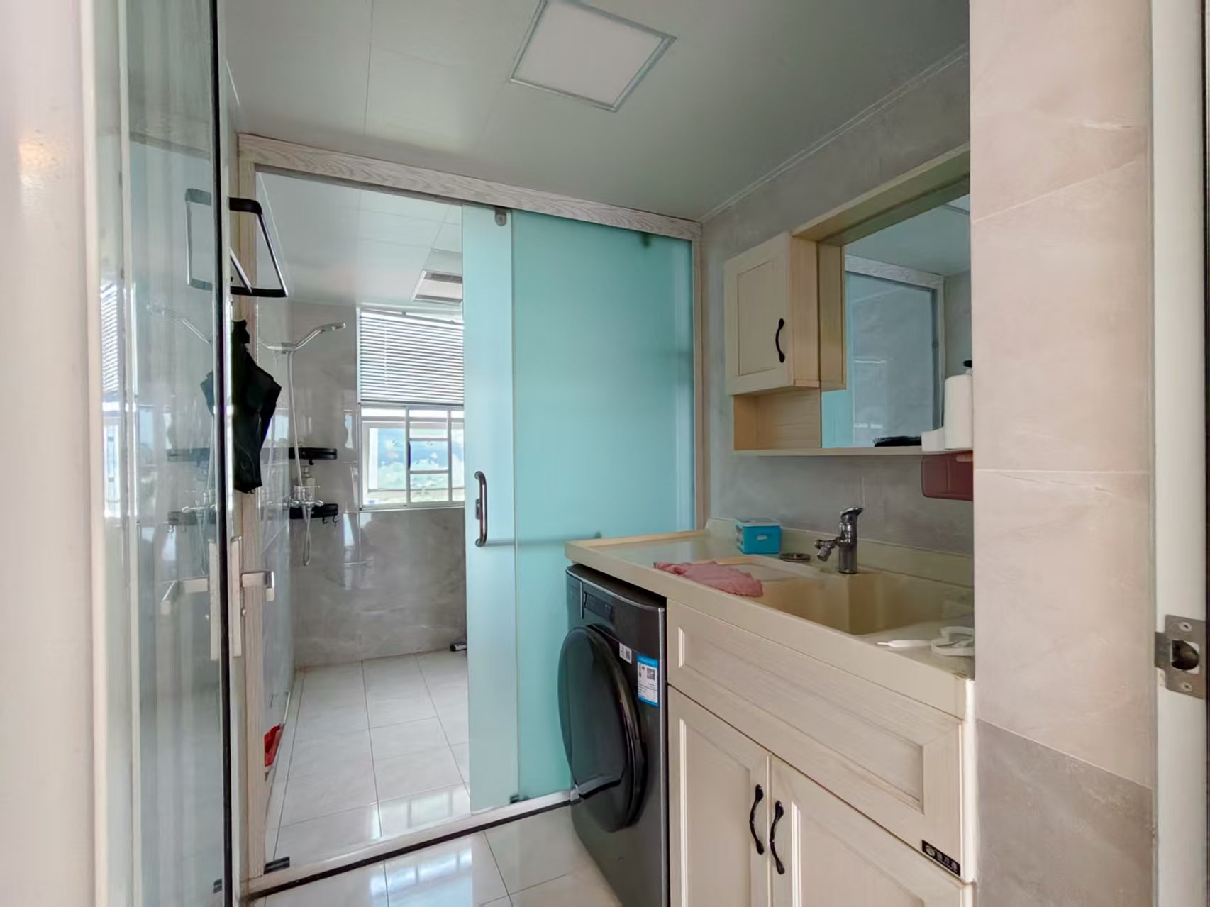 益阳二商帝景嘉园 3室2厅2卫 2100.0元/月 益阳二商帝景嘉园 3室2厅2卫 2100.0元/月室内图