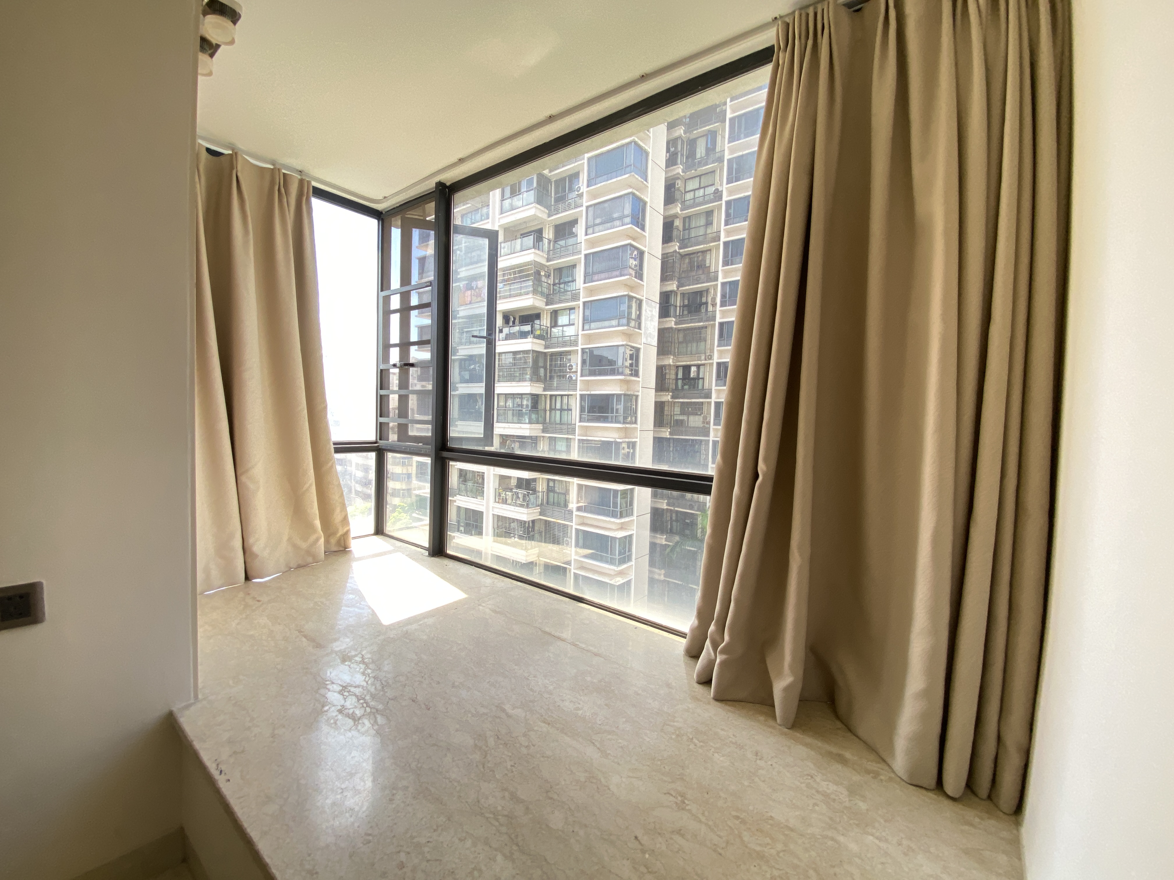 和信广场 3室2厅1卫 3000.0元/月 和信广场 3室2厅1卫 3000.0元/月室内图