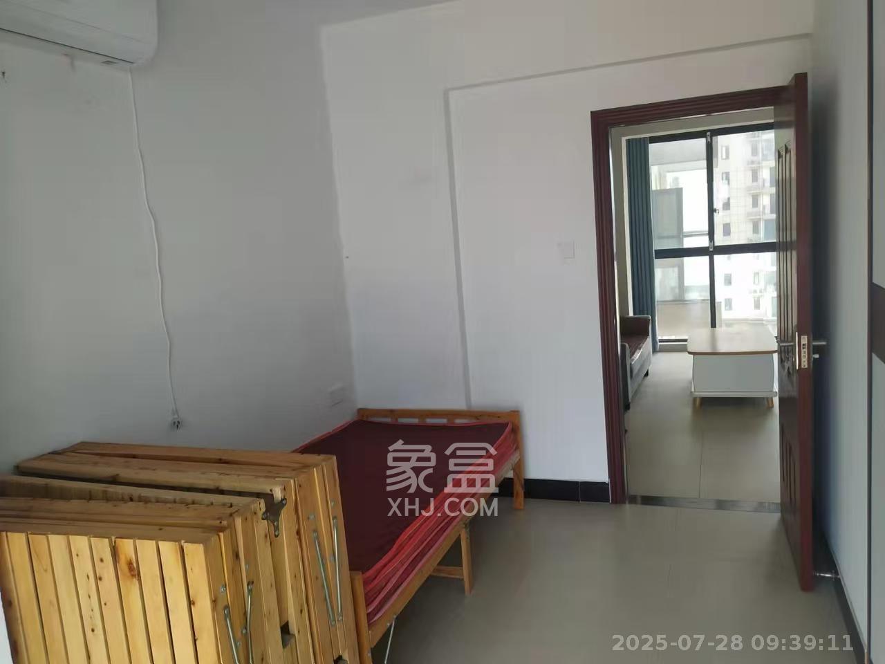 和悦城(蟠龙景苑) 1室0厅0卫 1800.0元/月 和悦城(蟠龙景苑) 1室0厅0卫 1800.0元/月室内图