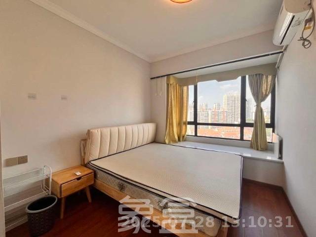 荣悦台 3室2厅2卫 4500.0元/月 荣悦台 3室2厅2卫 4500.0元/月室内图