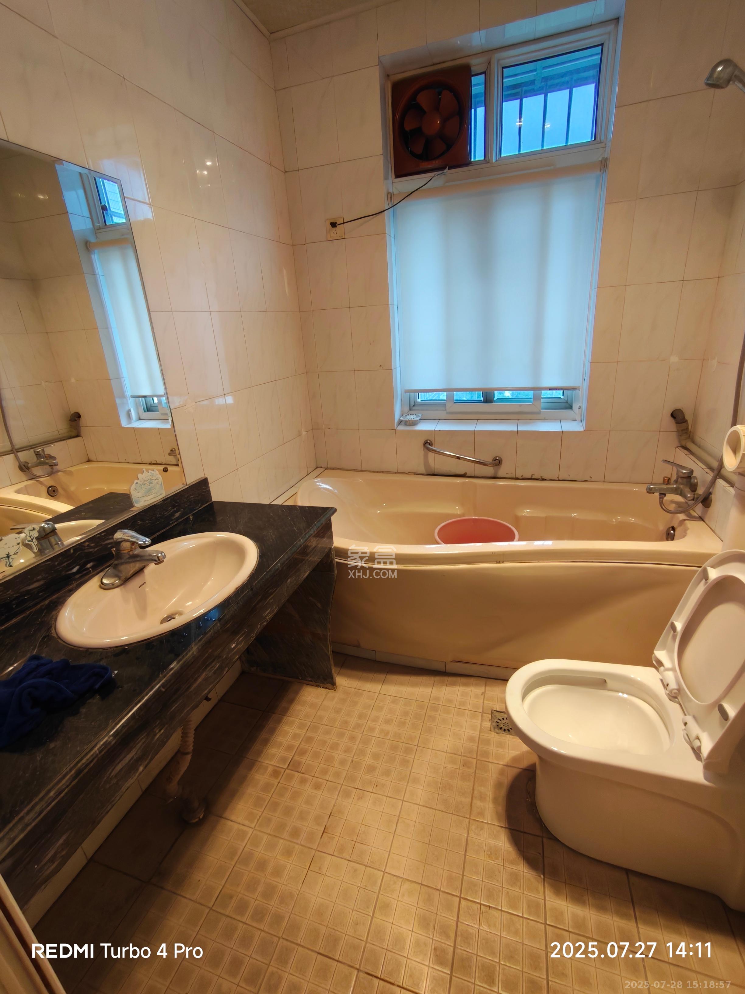 望月湖小区九片 3室2厅1卫 2700.0元/月 望月湖小区九片 3室2厅1卫 2700.0元/月室内图