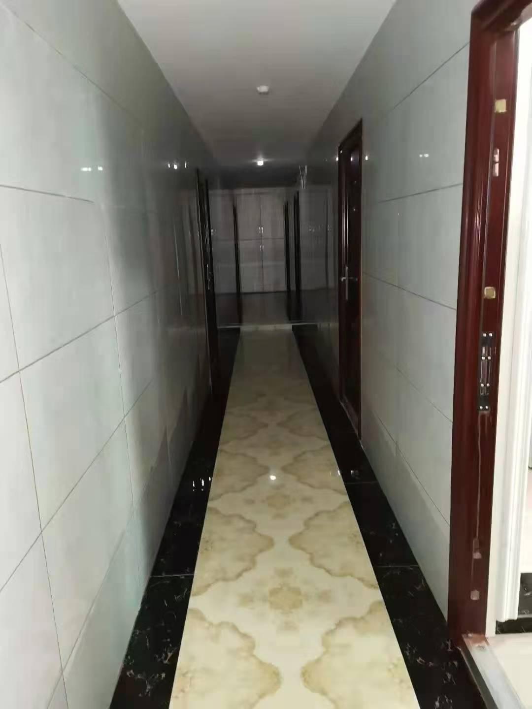 汇景花园 1室1厅1卫 800.0元/月 汇景花园 1室1厅1卫 800.0元/月室内图