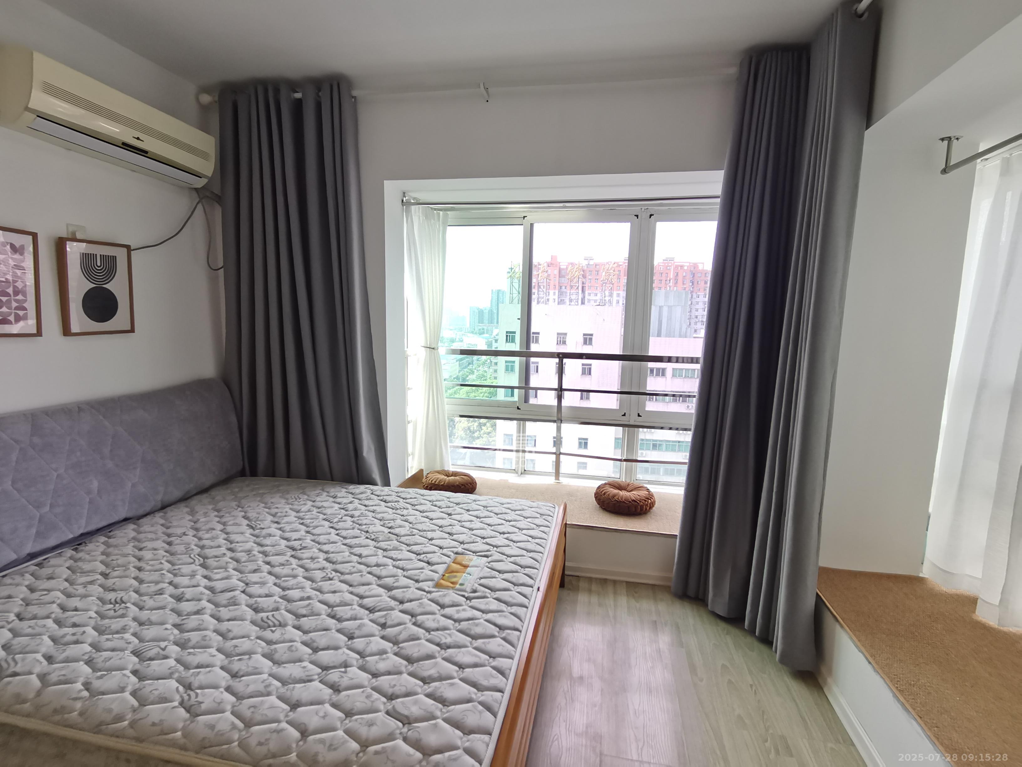 几米空间  1室1厅1卫    1300.0元/月室内图