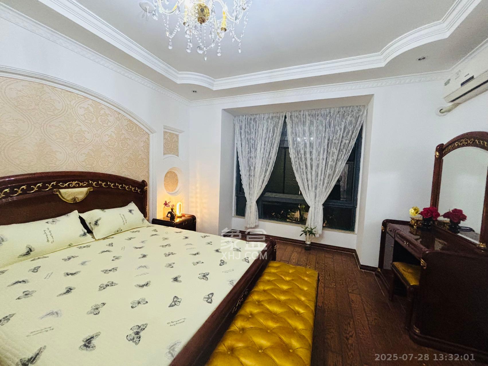 龙湾国际洋房 5室2厅3卫 6500.0元/月 龙湾国际洋房 5室2厅3卫 6500.0元/月室内图