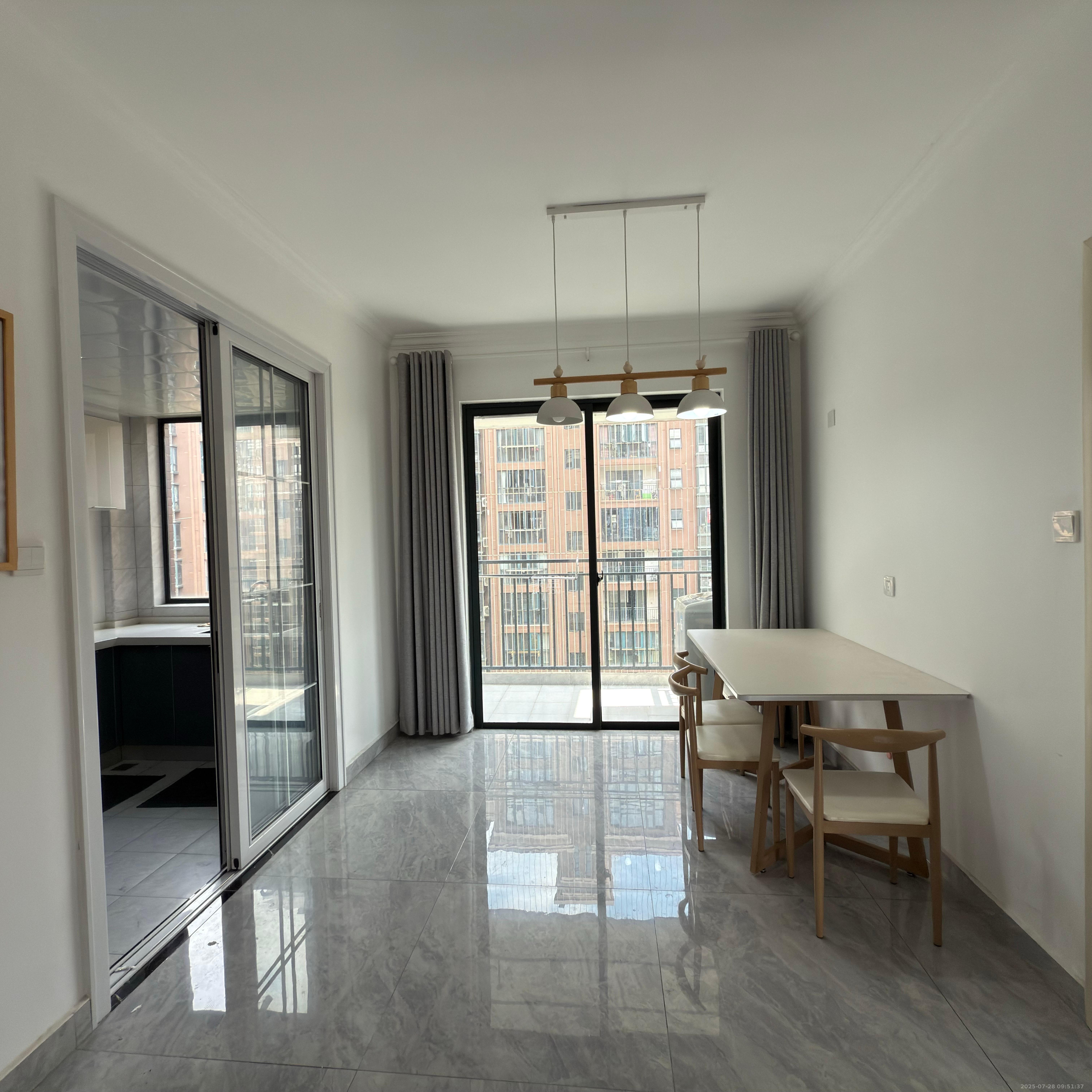 长沙欧洲城 3室2厅2卫 3350.0元/月 长沙欧洲城 3室2厅2卫 3350.0元/月室内图