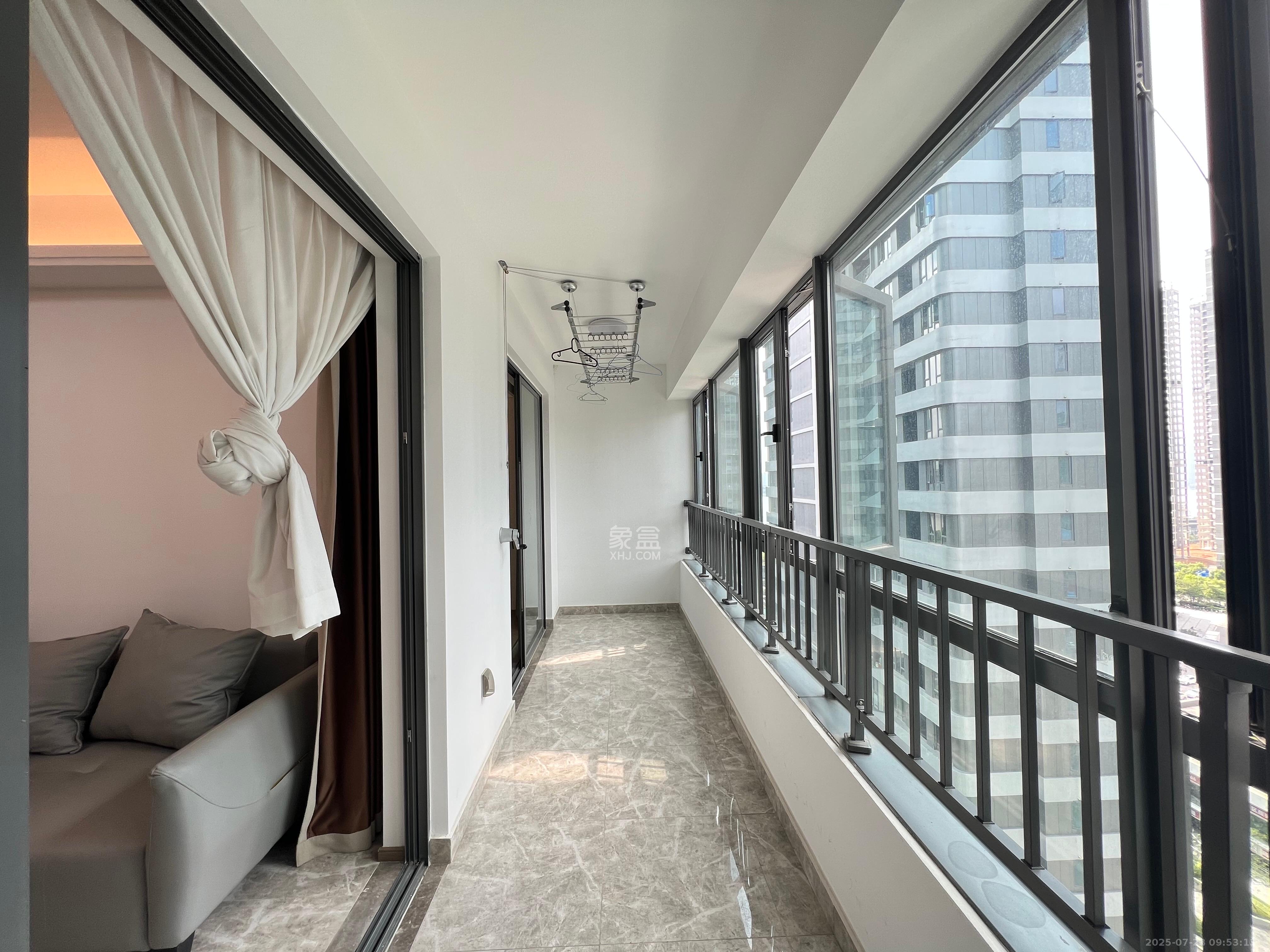 复地滨江金融中心  4室2厅2卫    4800.0元/月 复地滨江金融中心  4室2厅2卫    4800.0元/月室内图