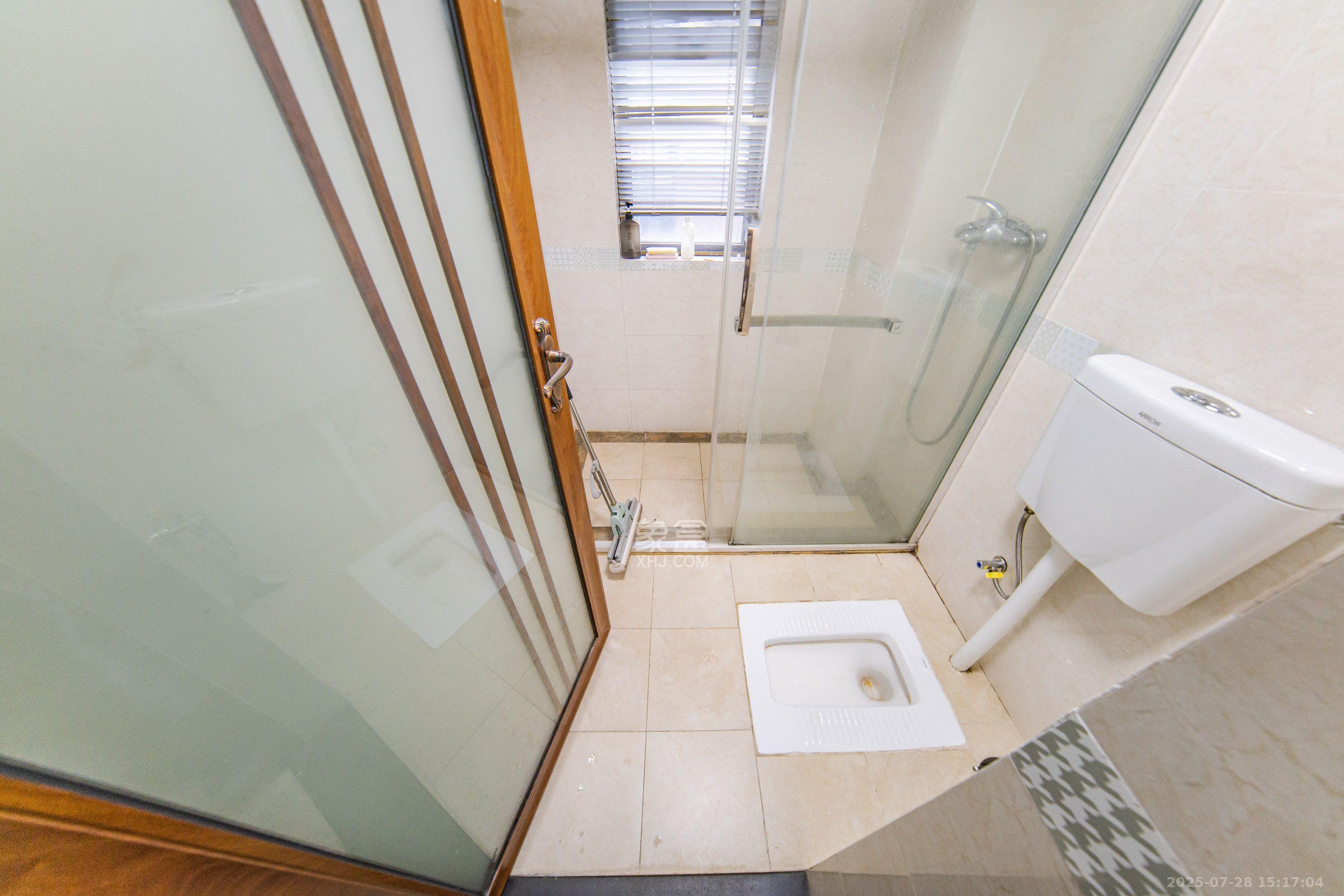 江山帝景哈佛  4室2厅2卫    3000.0元/月 江山帝景哈佛  4室2厅2卫    3000.0元/月室内图