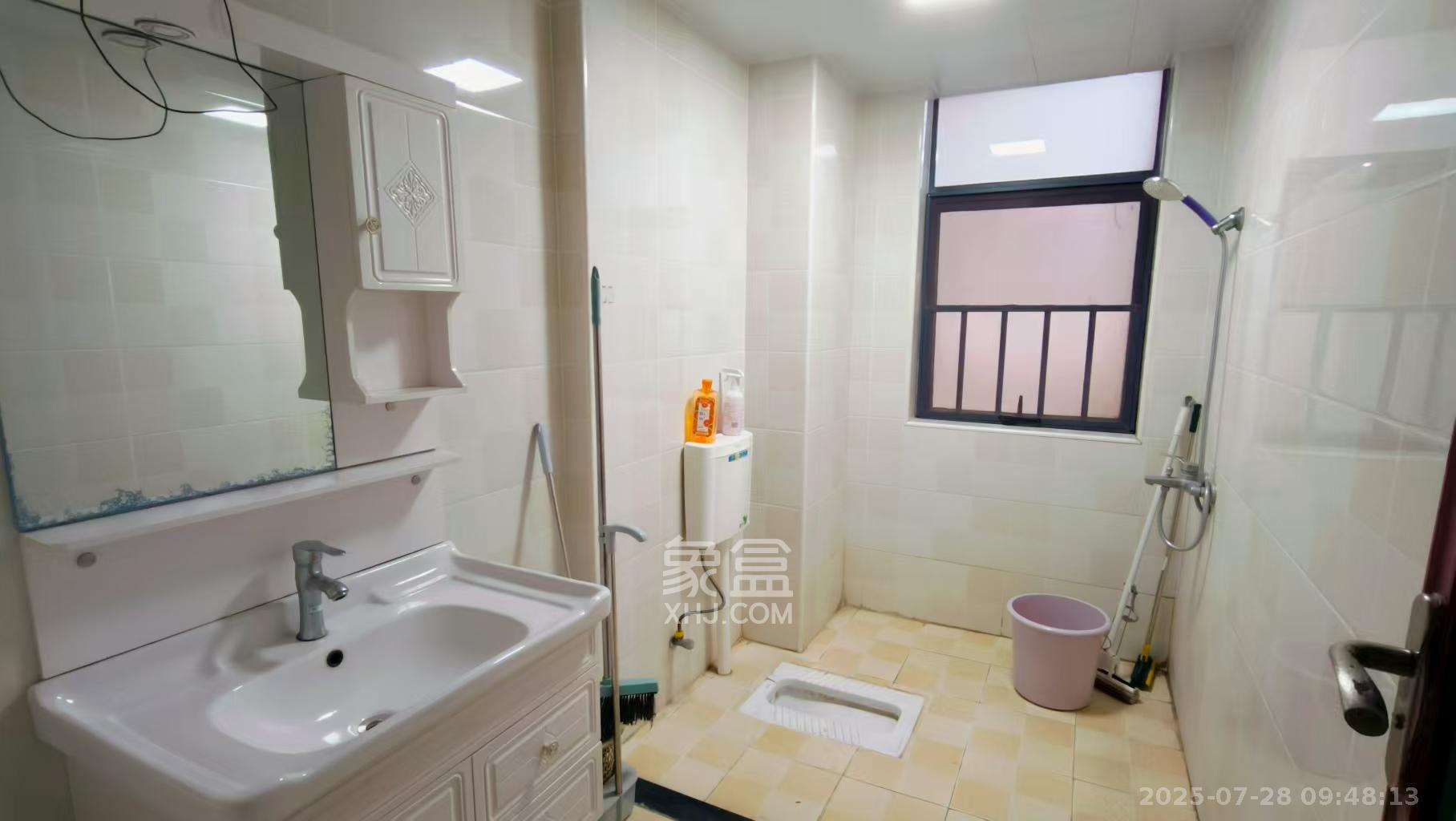 兰亭都荟（璟峰苑）  3室2厅2卫    3500.0元/月室内图