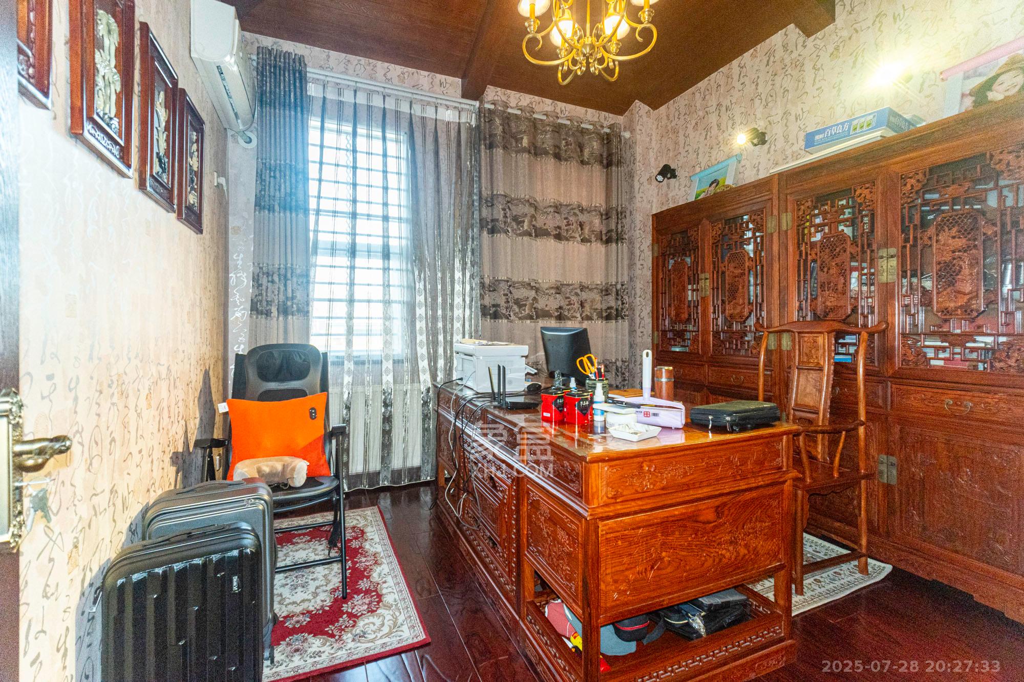 山水湾 5室3厅3卫 460.0万 山水湾 5室3厅3卫 460.0万其他