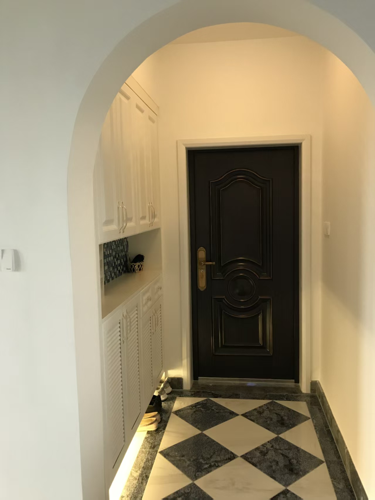 耀江西岸公馆 3室2厅2卫 3000.0元/月 耀江西岸公馆 3室2厅2卫 3000.0元/月室内图