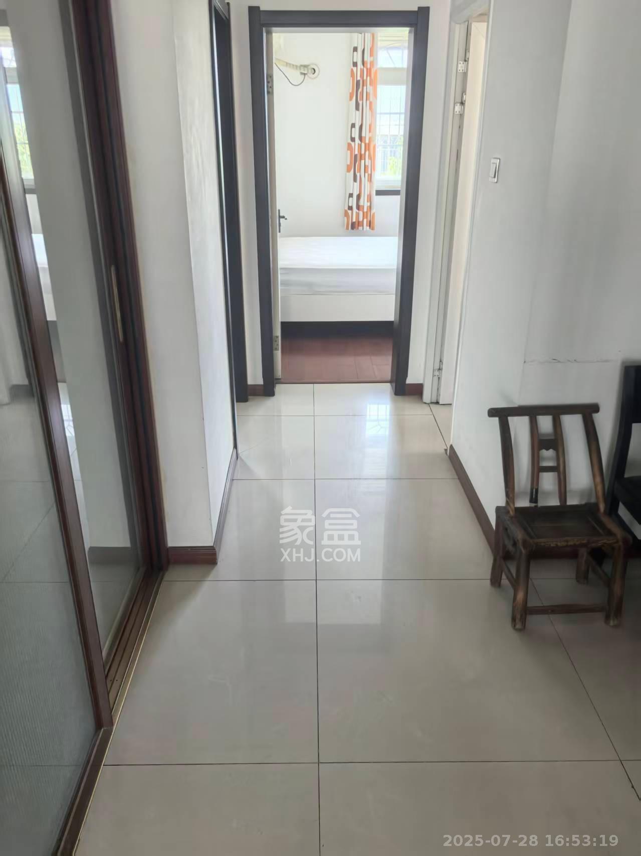 芙蓉区农村合作银行宿舍 3室2厅2卫 2500.0元/月 芙蓉区农村合作银行宿舍 3室2厅2卫 2500.0元/月室内图