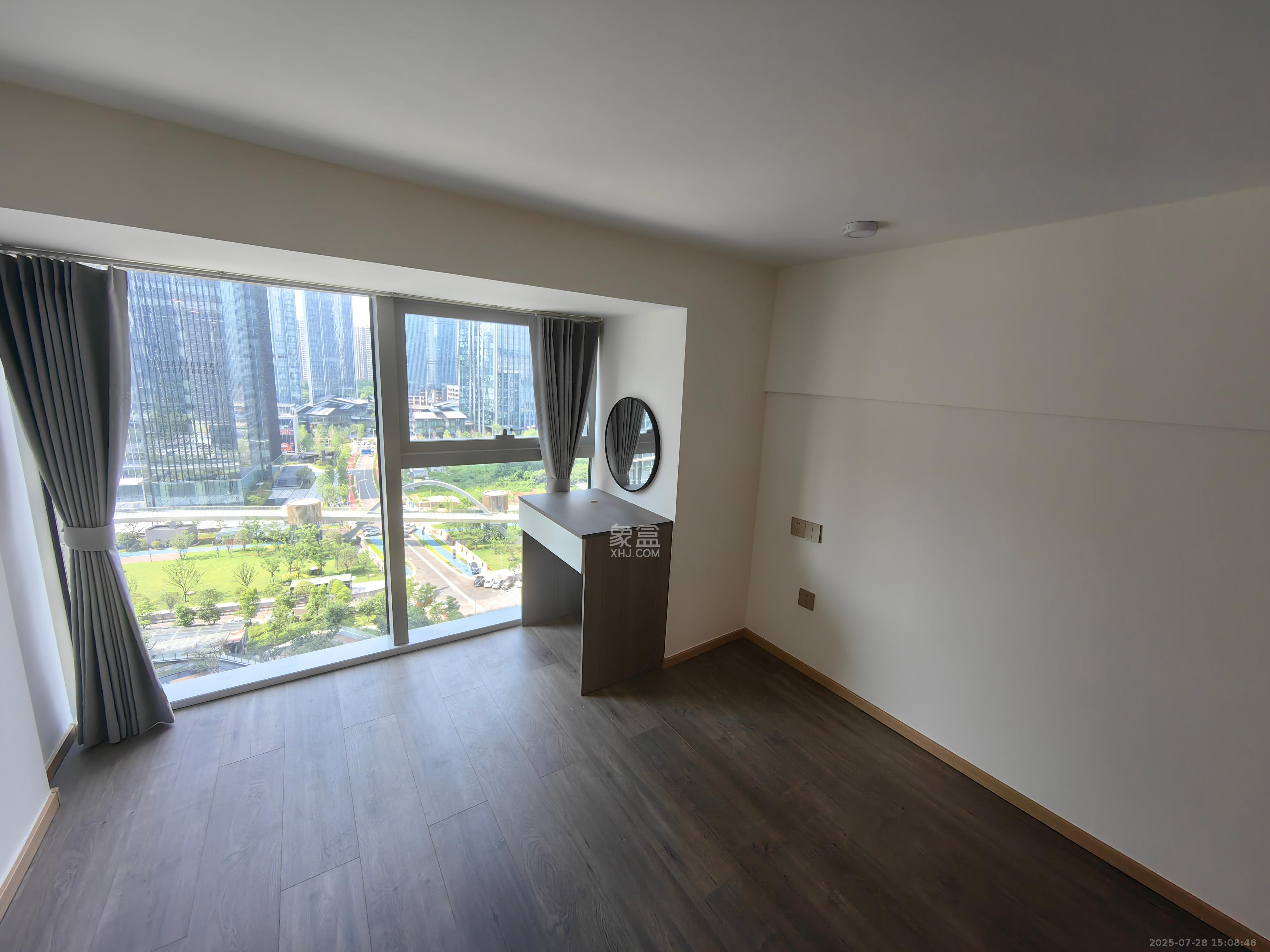 正荣梅溪紫阙台  2室1厅1卫    2300.0元/月室内图