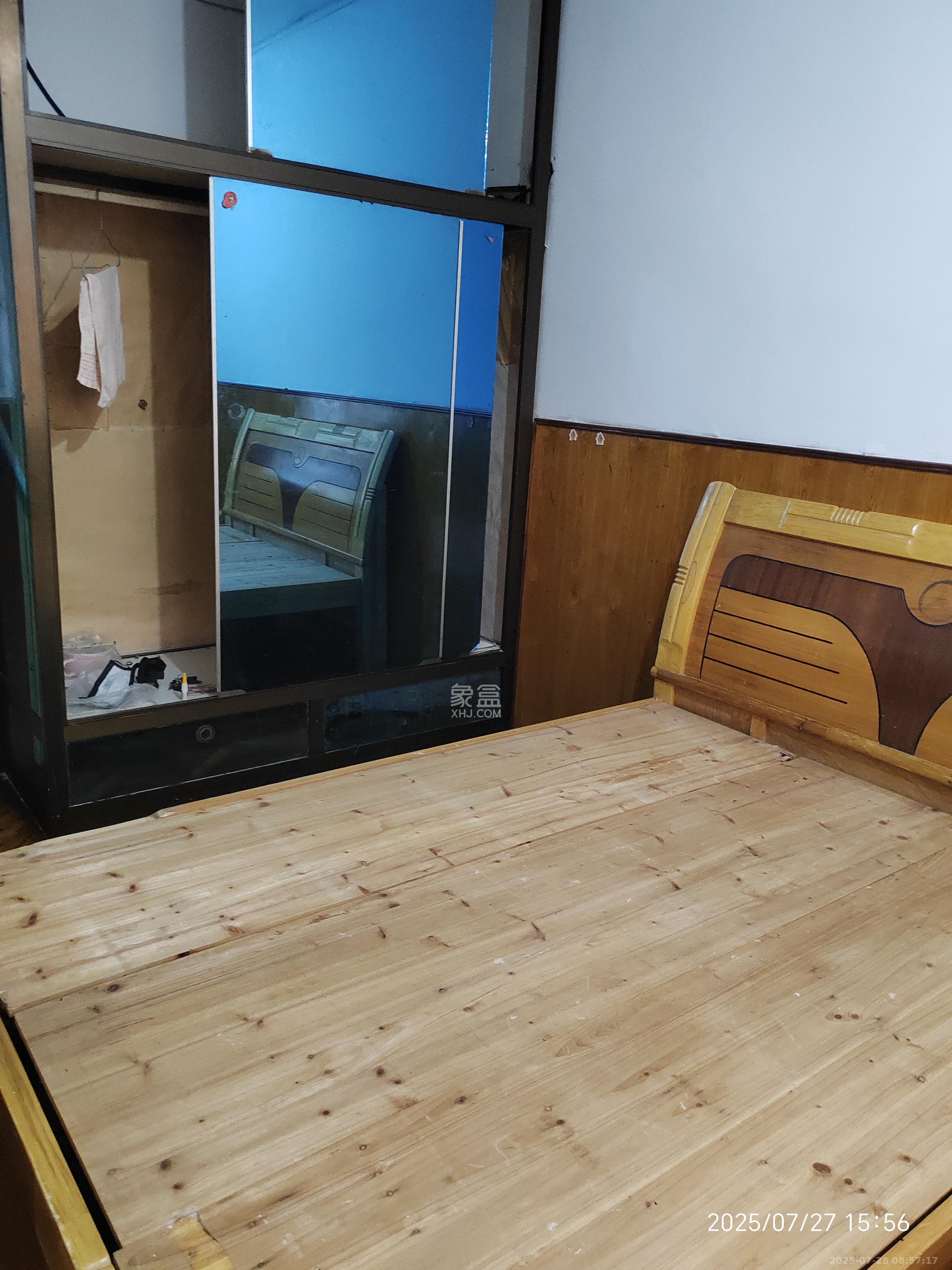 机械化宿舍  2室1厅1卫    1100.0元/月室内图