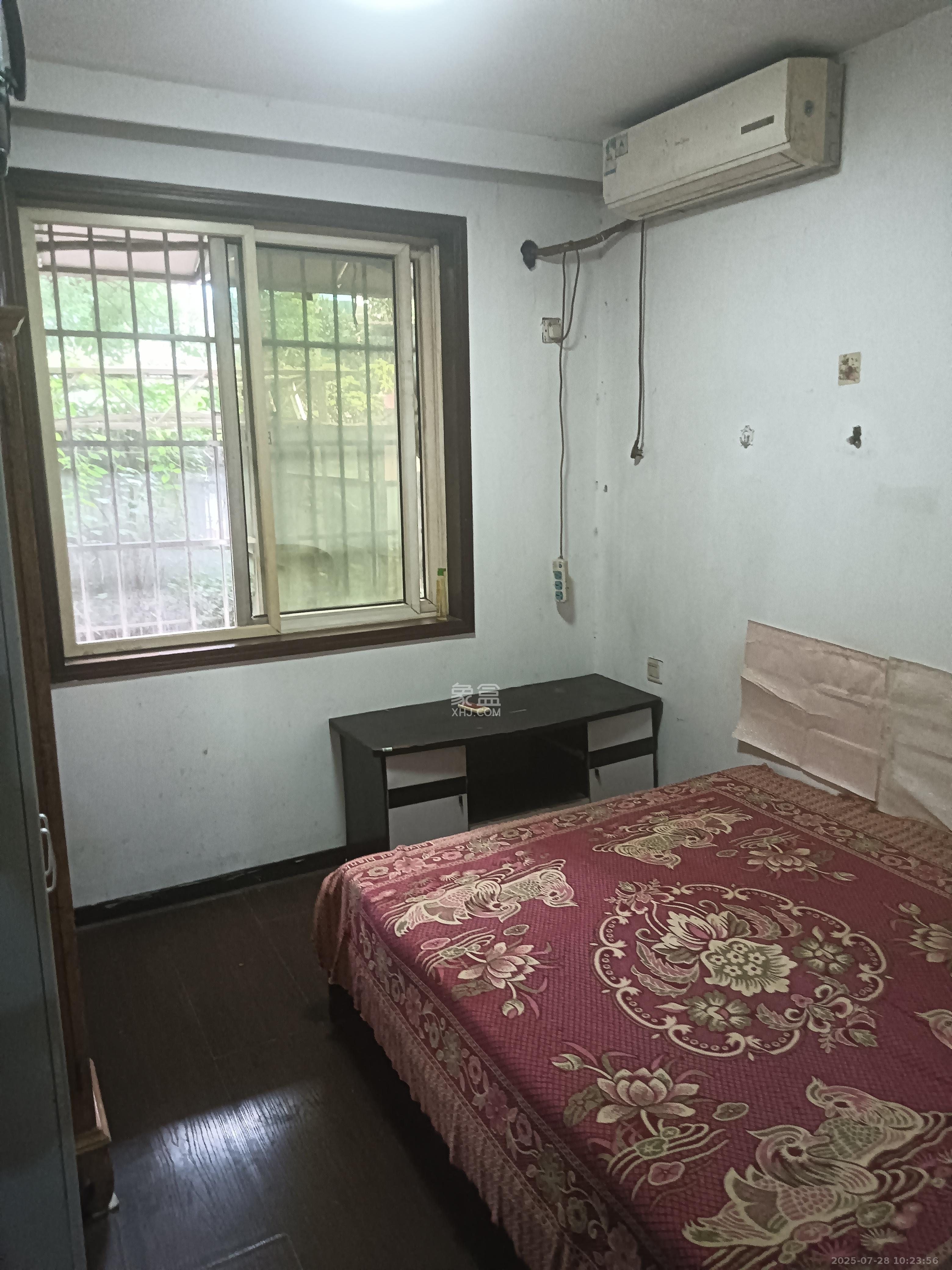 御景龙城  3室2厅2卫    1500.0元/月室内图