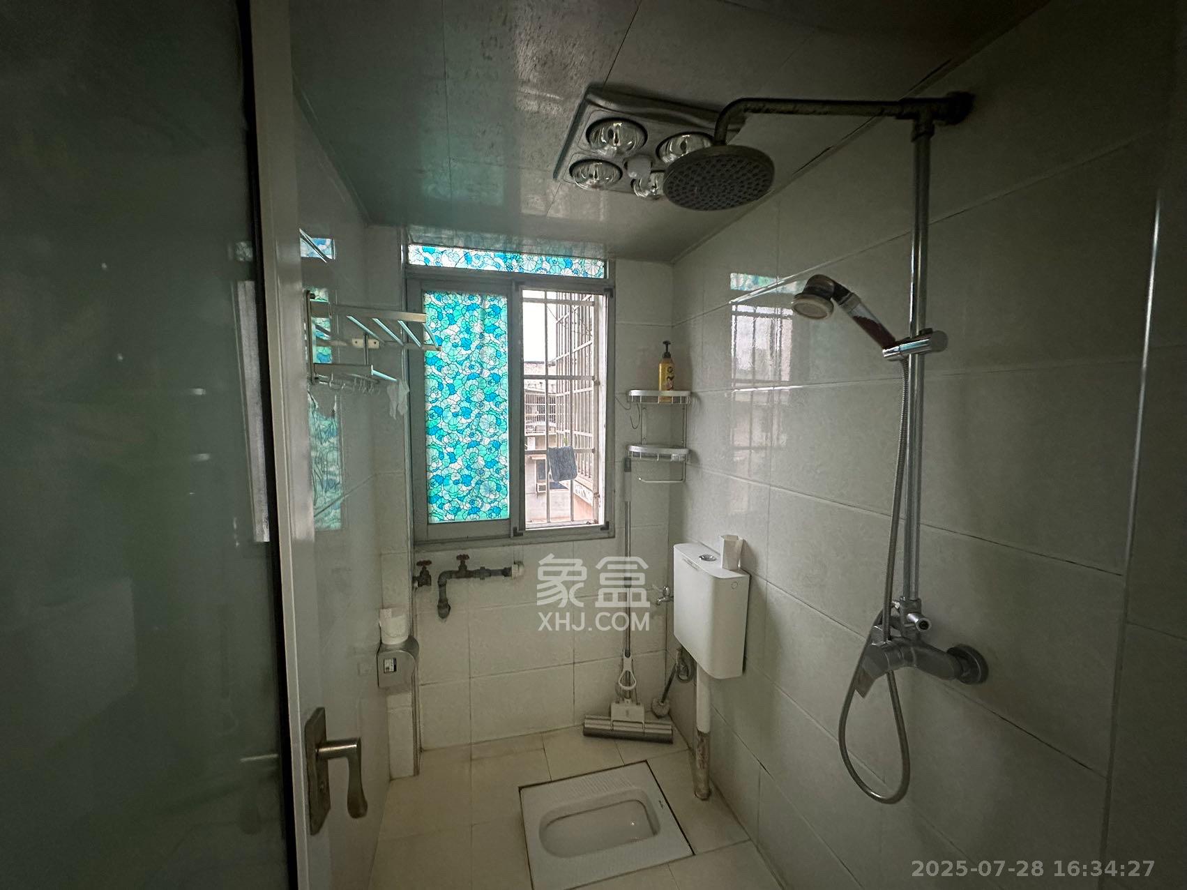 火星一片 3室2厅2卫 2500.0元/月 火星一片 3室2厅2卫 2500.0元/月室内图