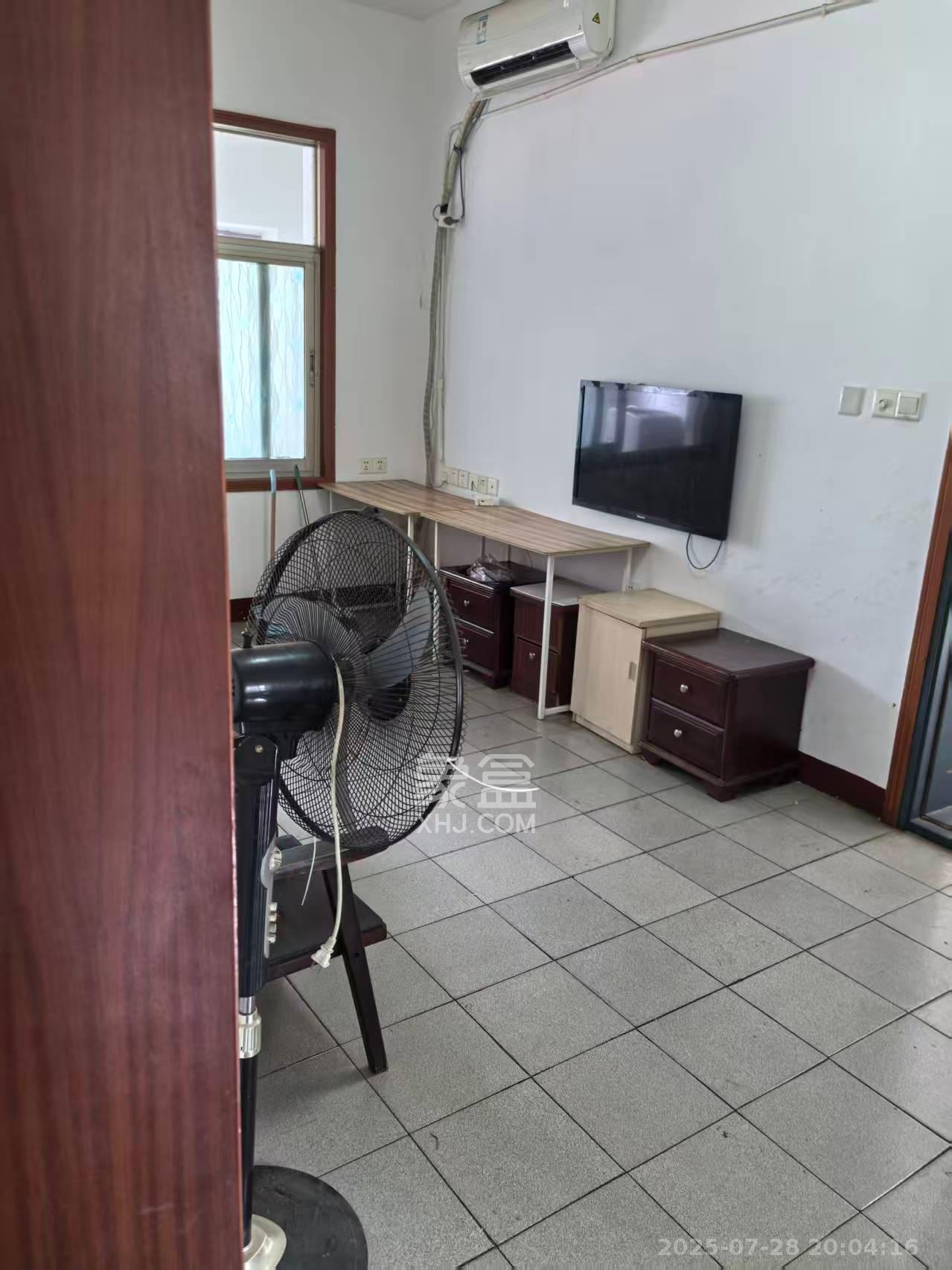 中南石油局宿舍 1室0厅0卫 2200.0元/月 中南石油局宿舍 1室0厅0卫 2200.0元/月室内图