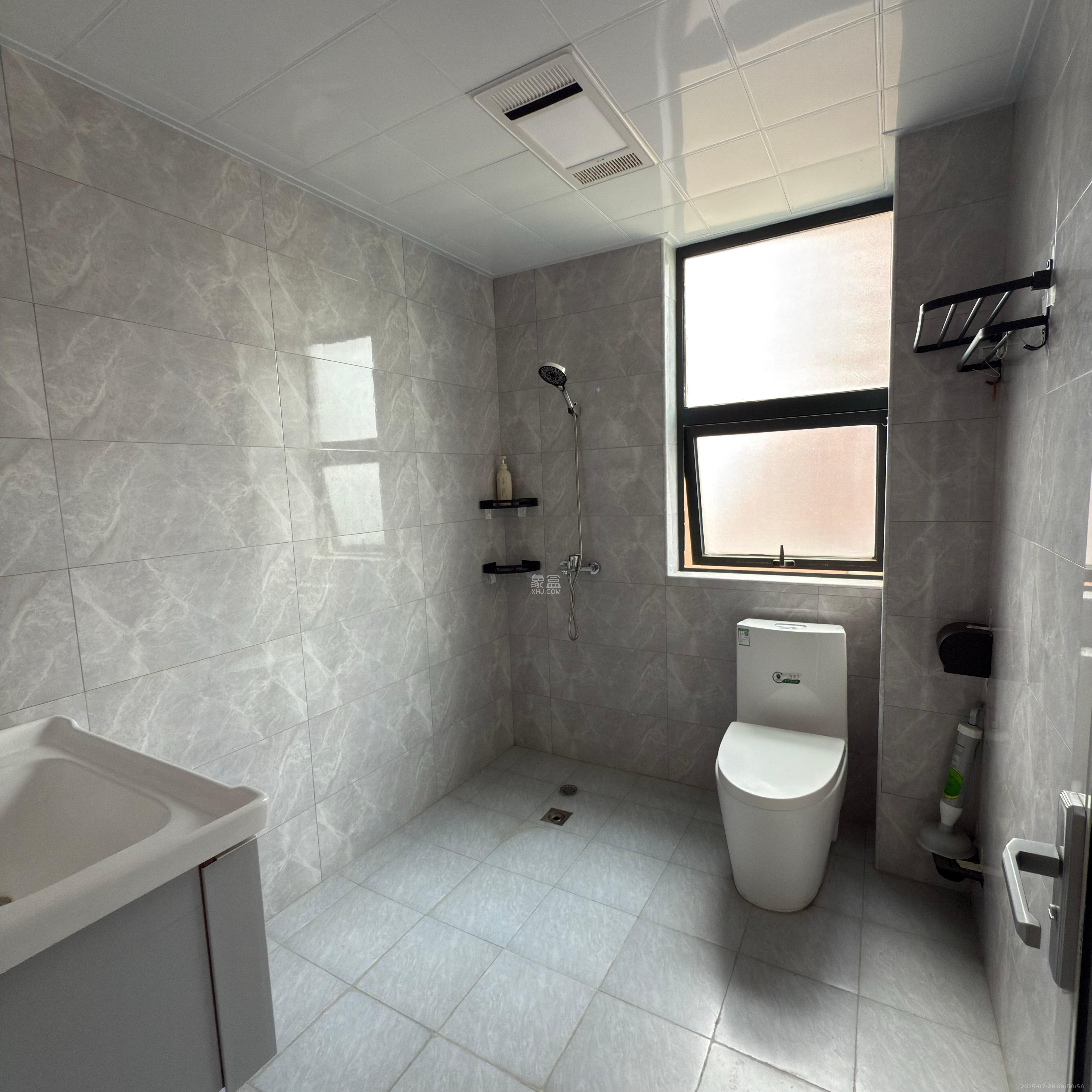 长沙欧洲城 3室2厅2卫 3350.0元/月 长沙欧洲城 3室2厅2卫 3350.0元/月室内图