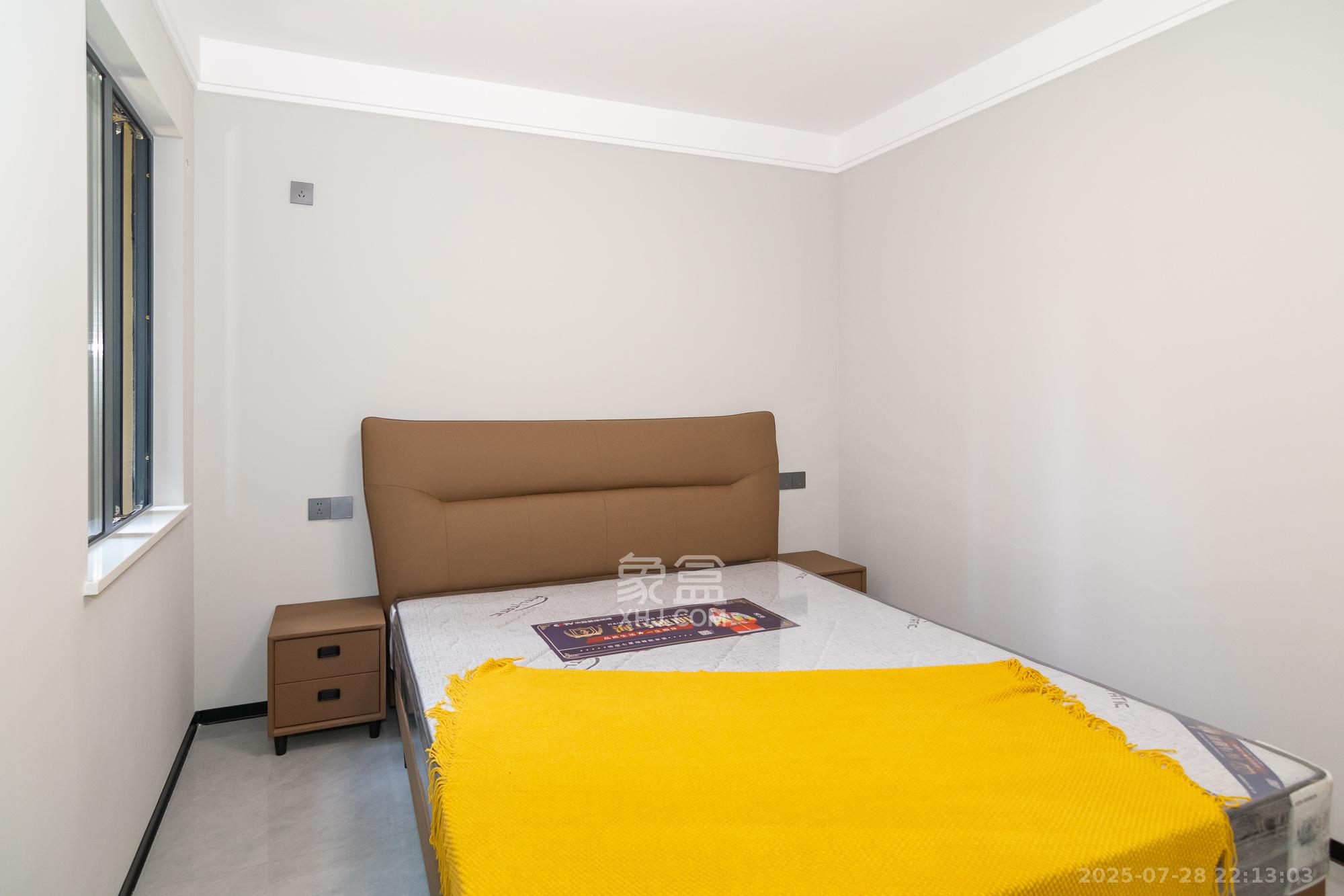 澳海月亮湾  4室2厅2卫    89.8万卧室