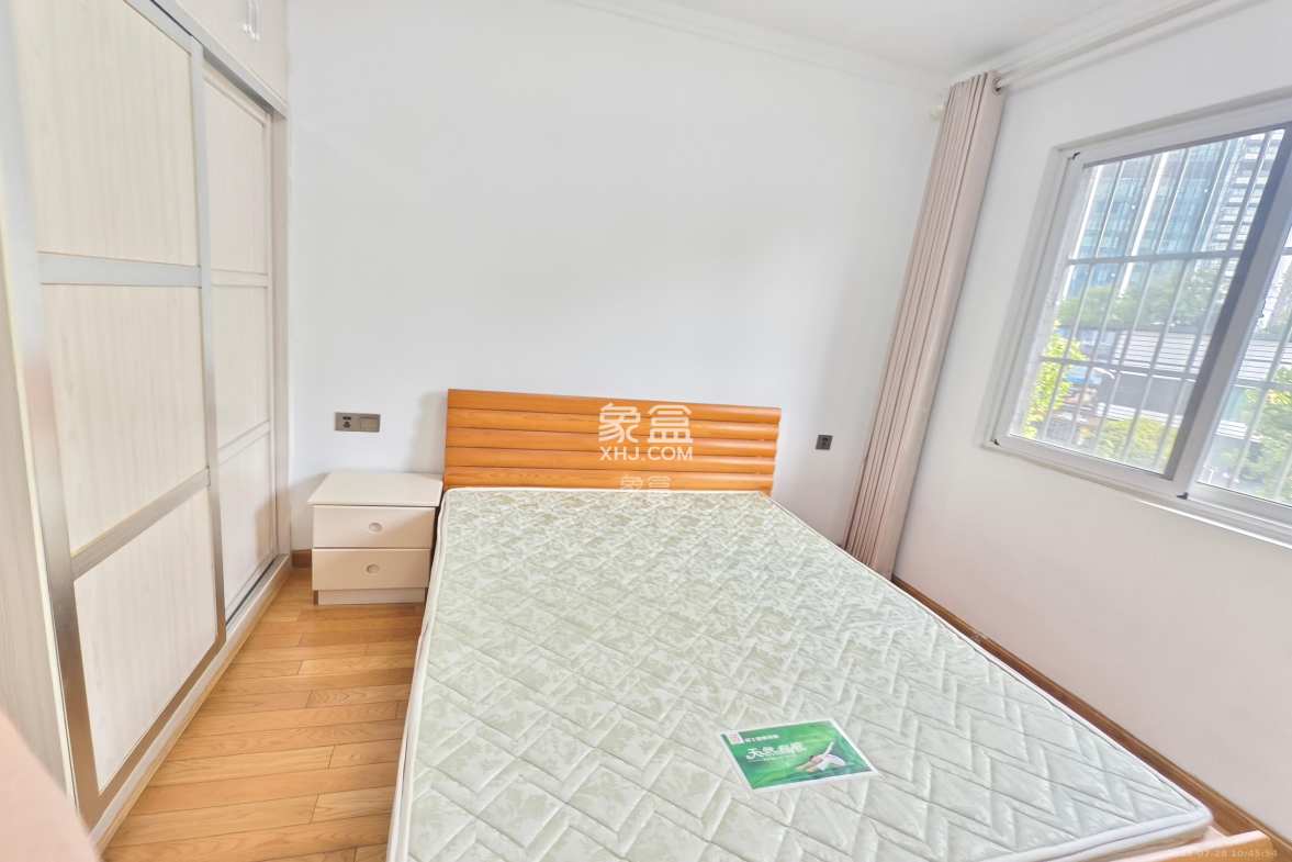 嘉宇盛世华章 3室2厅2卫 3200.0元/月 嘉宇盛世华章 3室2厅2卫 3200.0元/月室内图