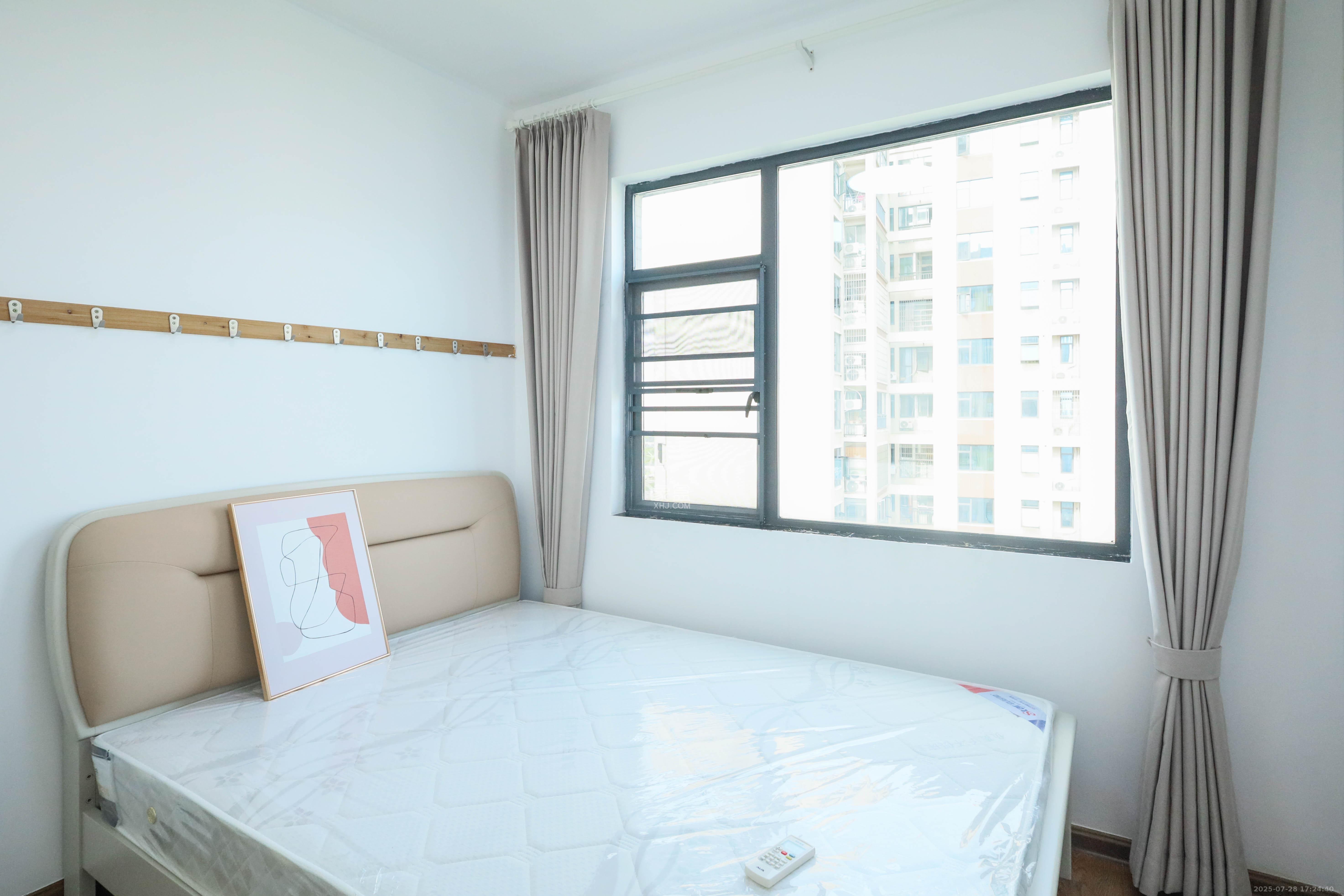 天元涉外景园C区  3室2厅1卫    70.0万 天元涉外景园C区  3室2厅1卫    70.0万卧室