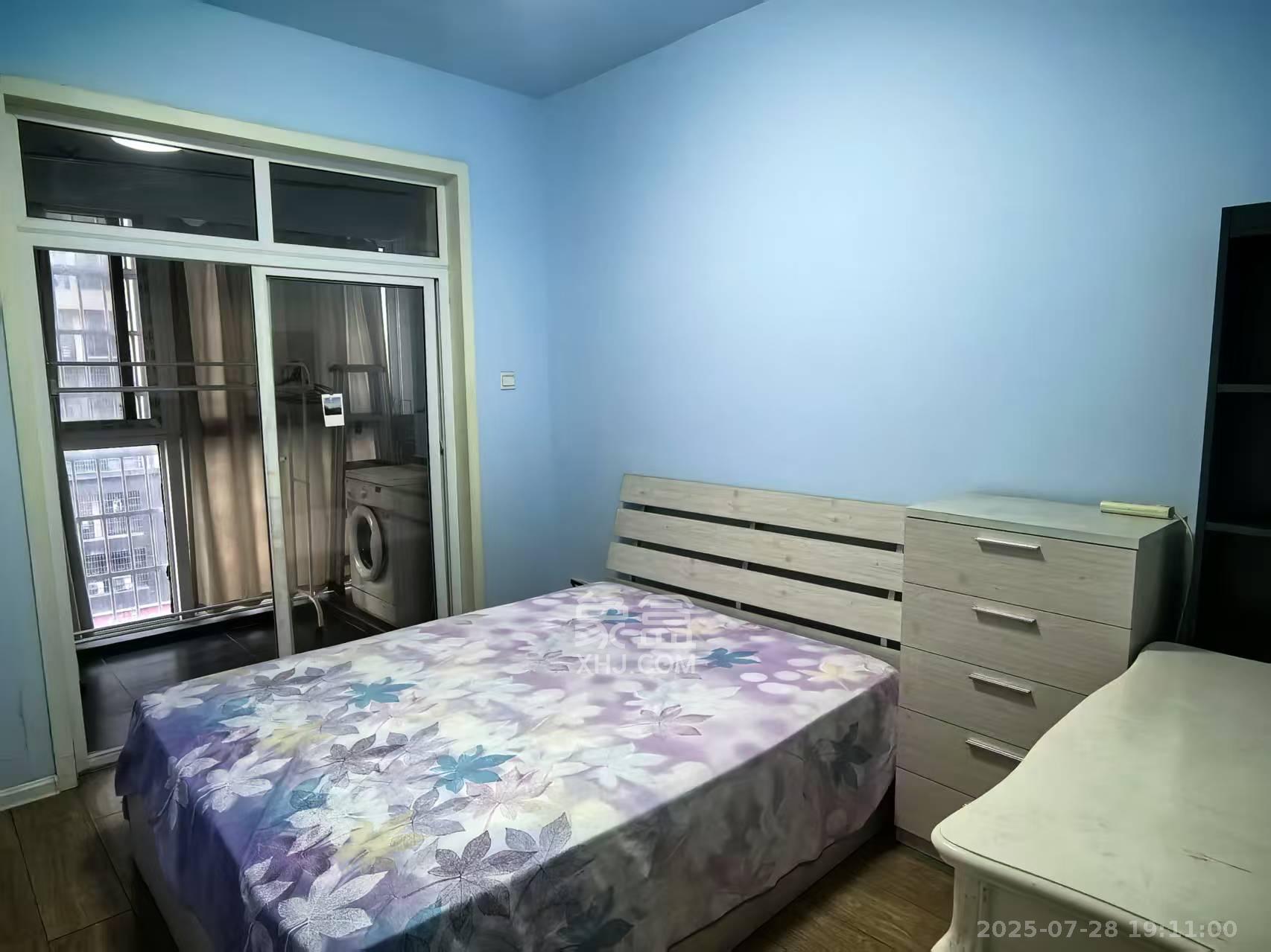 望麓锦园 3室2厅1卫 2450.0元/月 望麓锦园 3室2厅1卫 2450.0元/月室内图