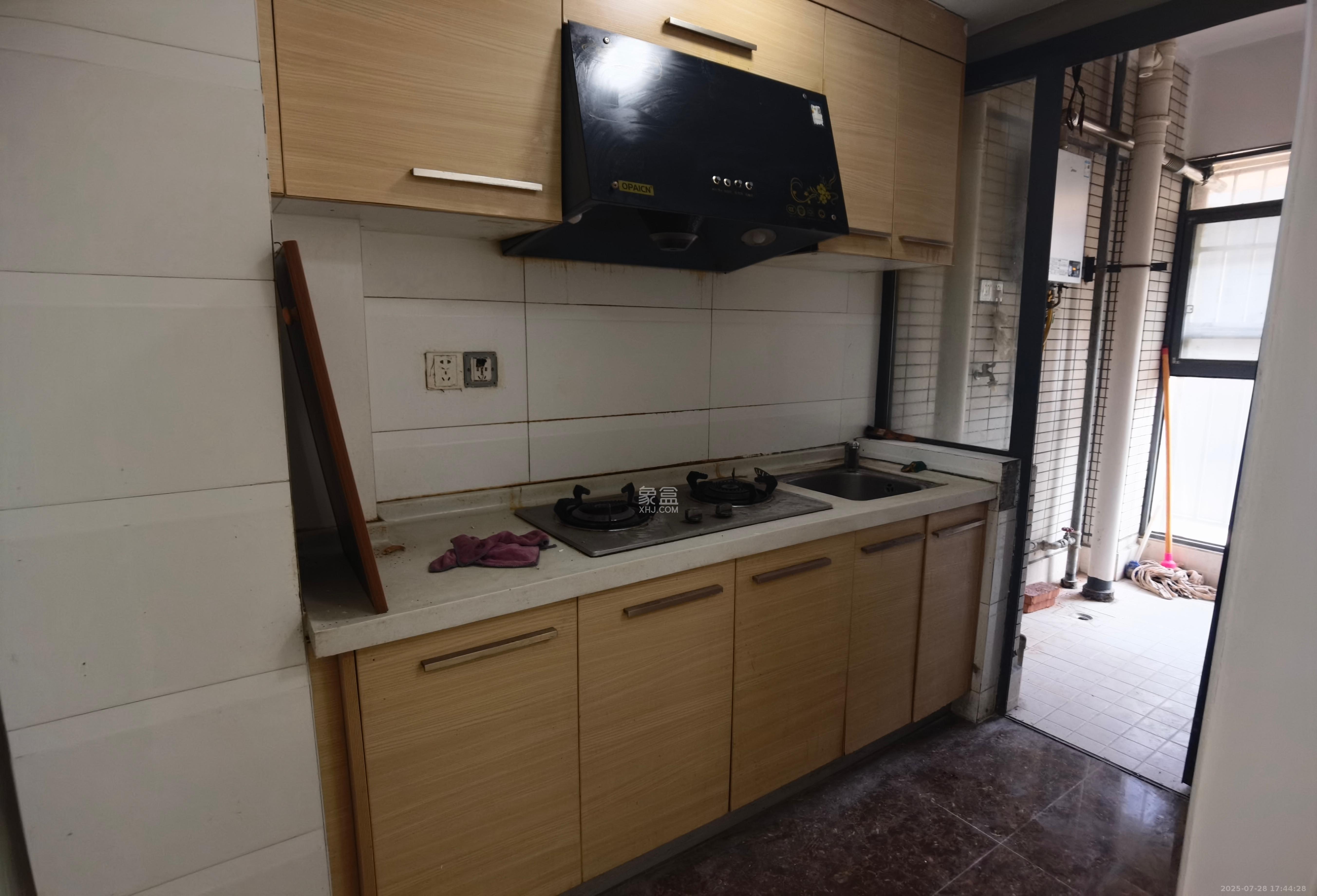 中信文化广场（中信新城二期）  2室2厅1卫    1600.0元/月室内图