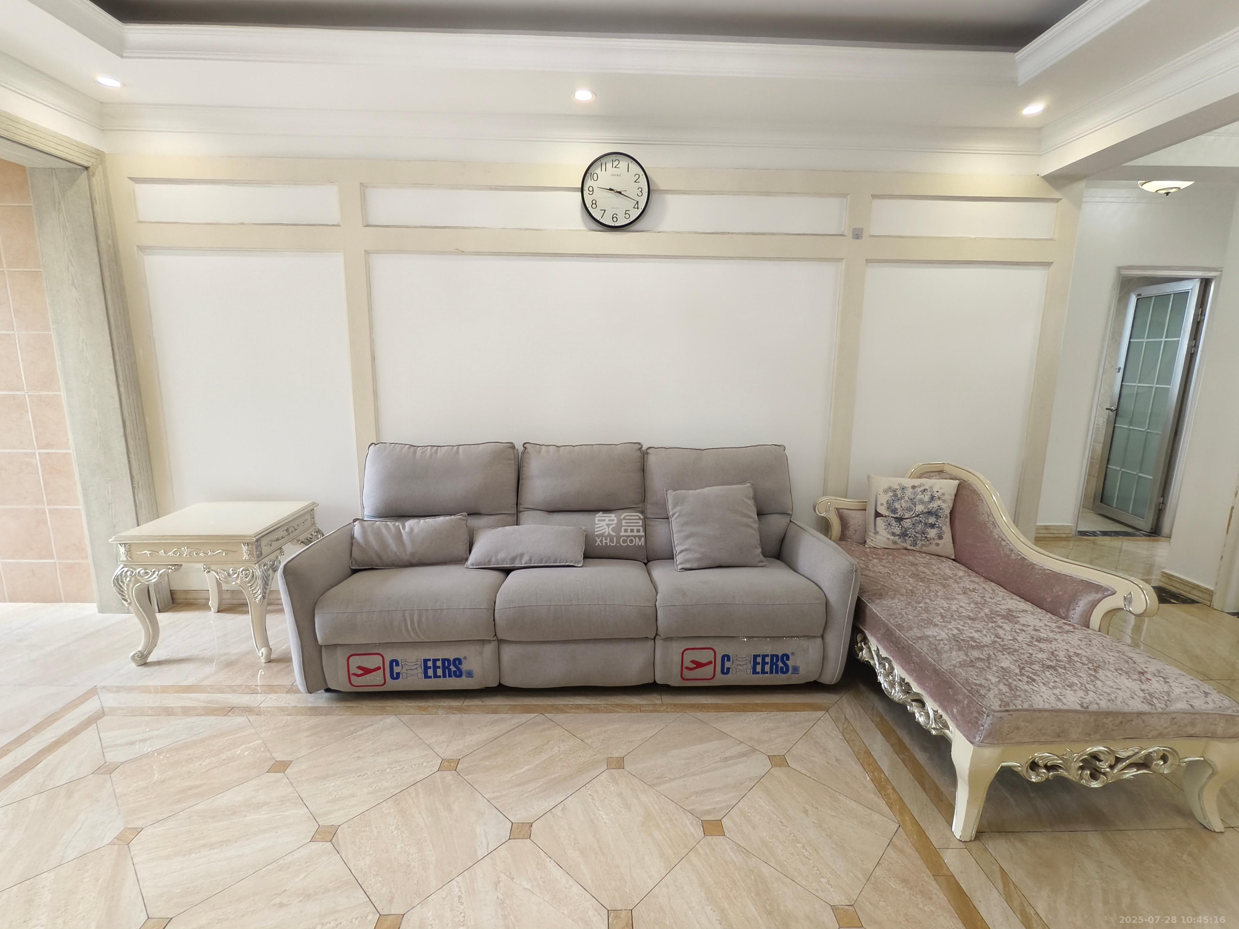 嘉宇盛世华章  3室2厅2卫    3200.0元/月室内图