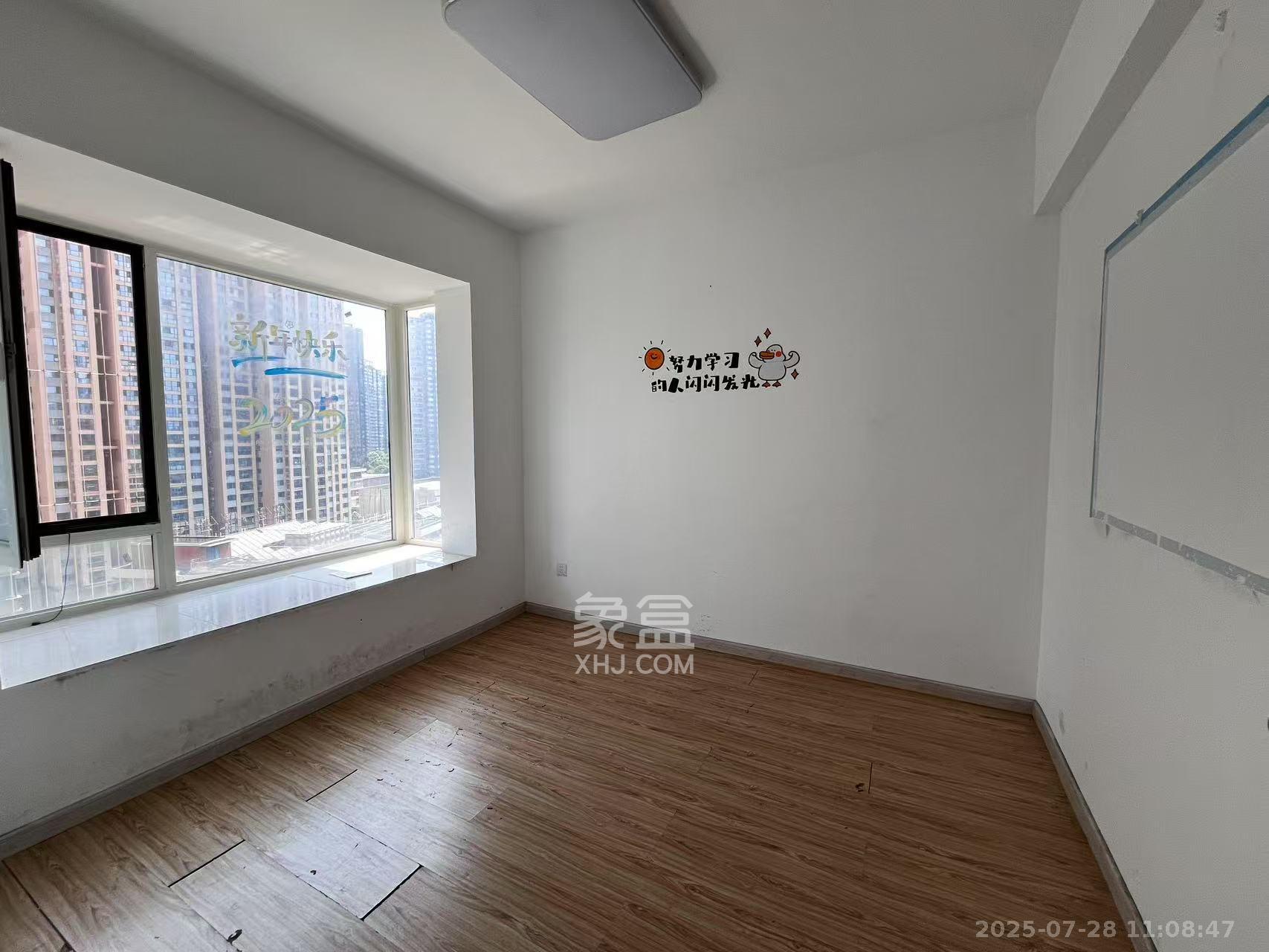 北辰三角洲E7区  4室1厅2卫    3500.0元/月室内图