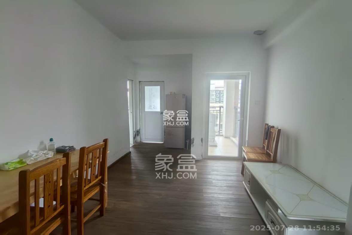 丰园城(鄱阳小区二期) 3室2厅2卫 2000.0元/月 丰园城(鄱阳小区二期) 3室2厅2卫 2000.0元/月室内图