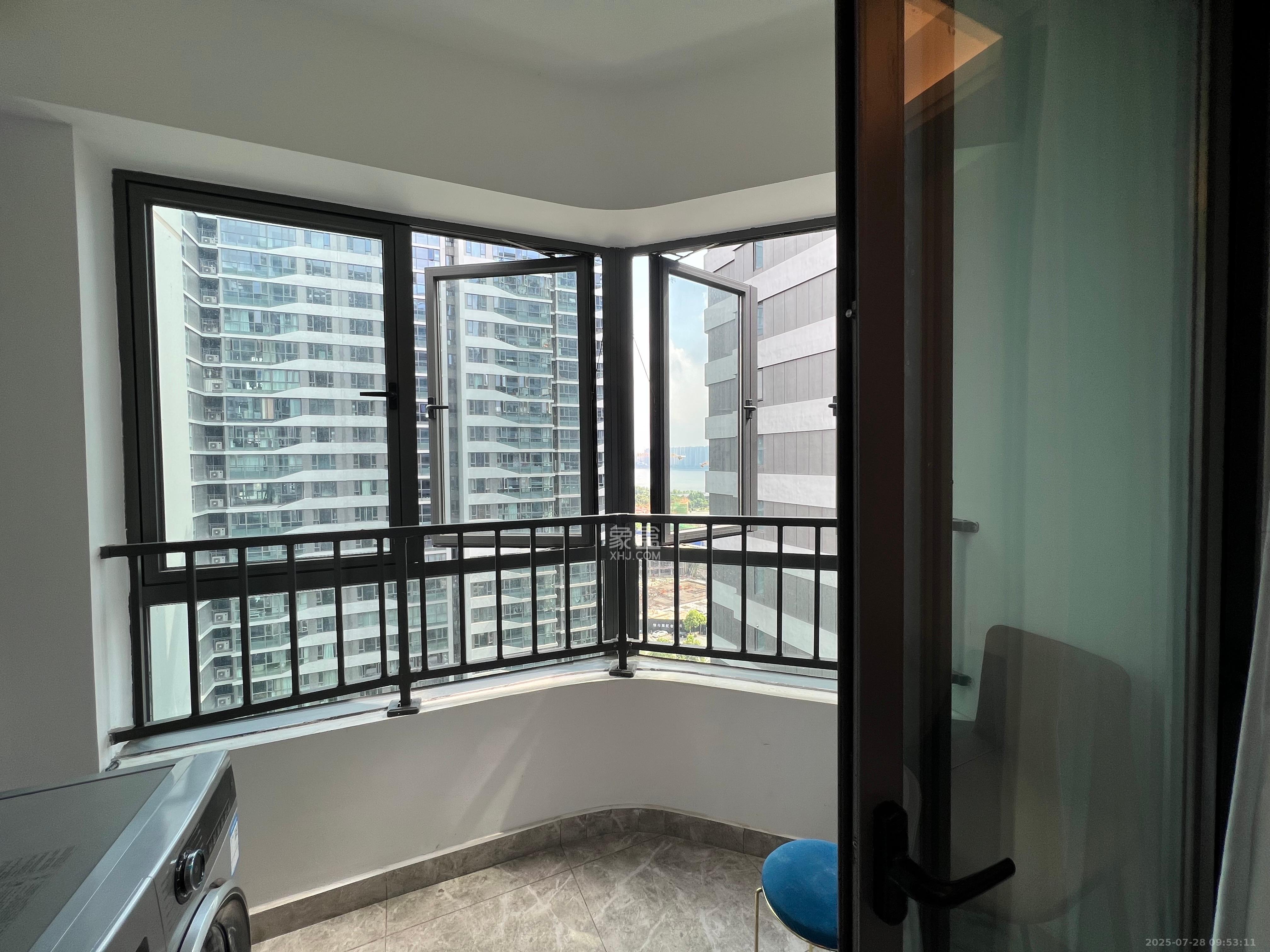 复地滨江金融中心  4室2厅2卫    4800.0元/月 复地滨江金融中心  4室2厅2卫    4800.0元/月室内图