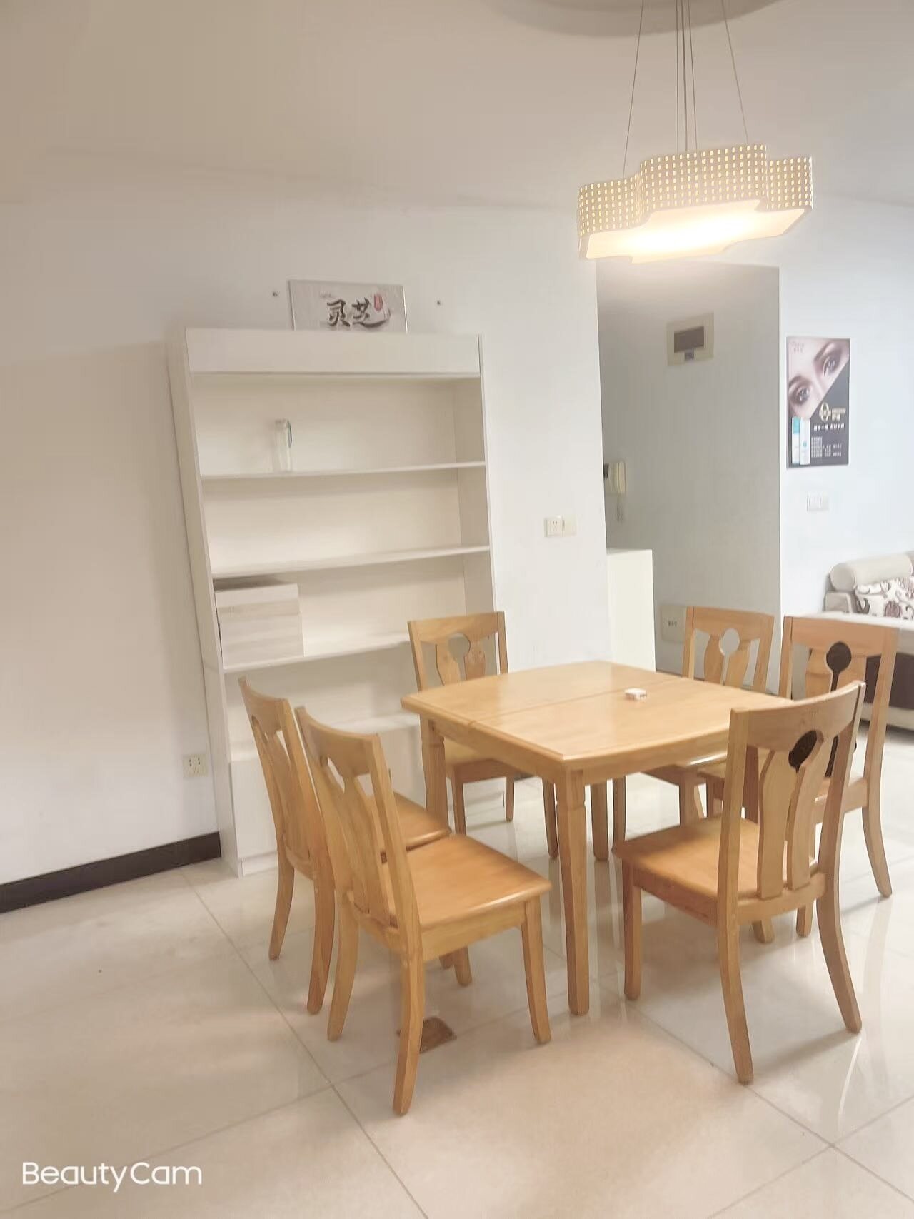 桃花里  3室2厅1卫   1800.00元/月室内图