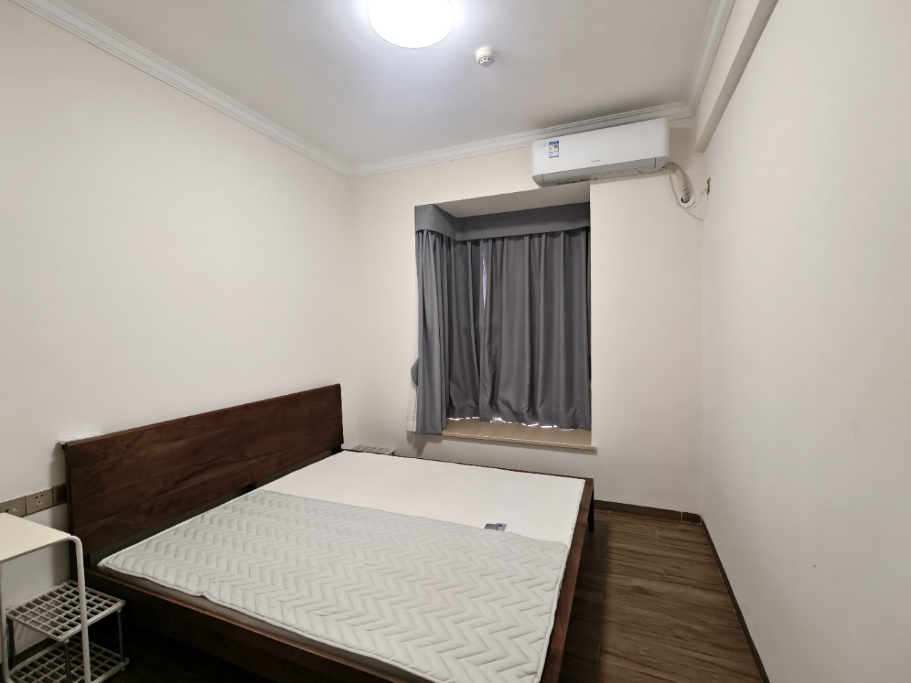 中新花园(南海大道) 2室2厅1卫 2500.0元/月 中新花园(南海大道) 2室2厅1卫 2500.0元/月室内图