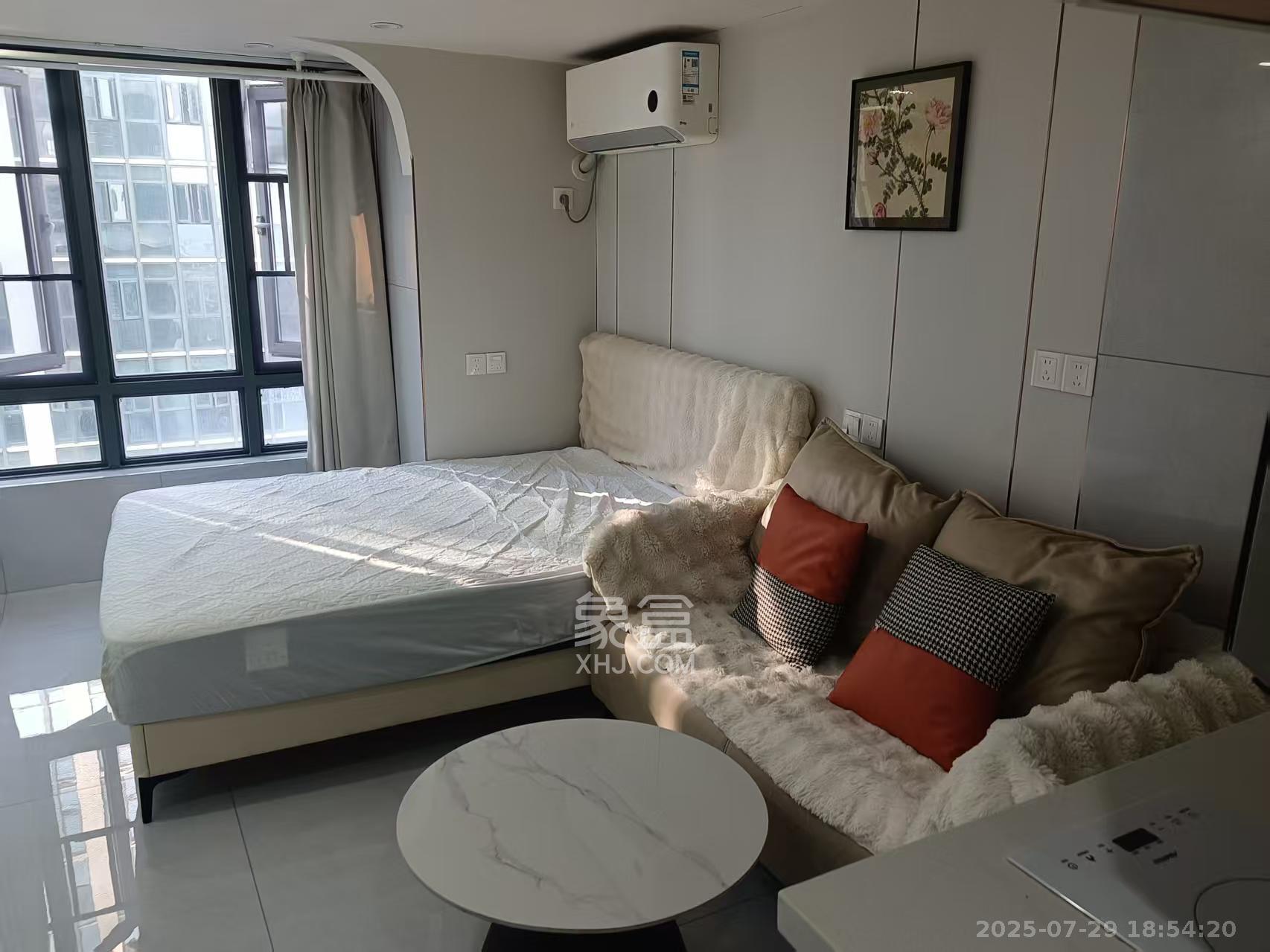 清控湖山雅居北区 1室1厅1卫 1300.0元/月 清控湖山雅居北区 1室1厅1卫 1300.0元/月室内图