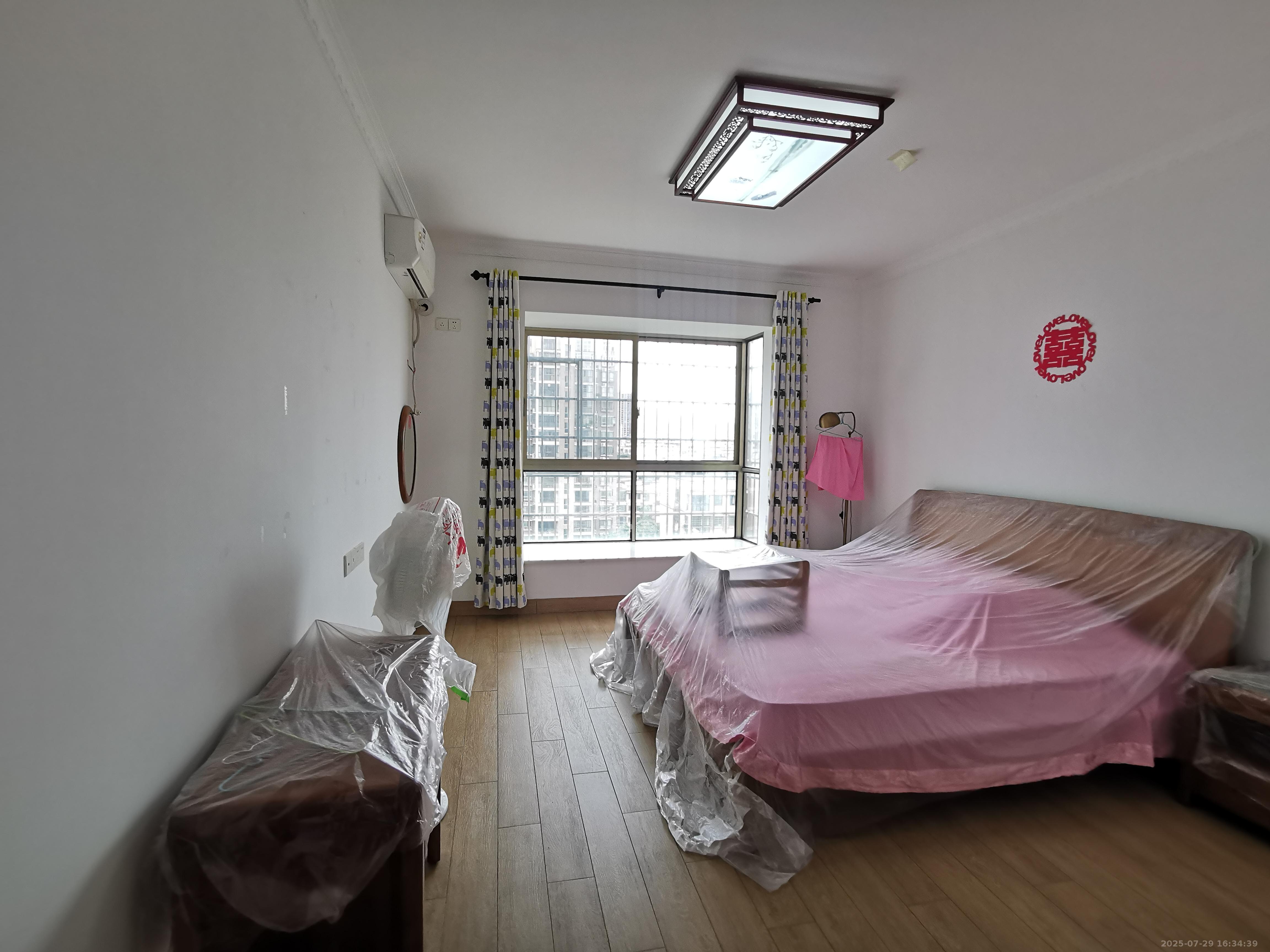 锦绣湘江  3室2厅2卫   1580.00元/月室内图