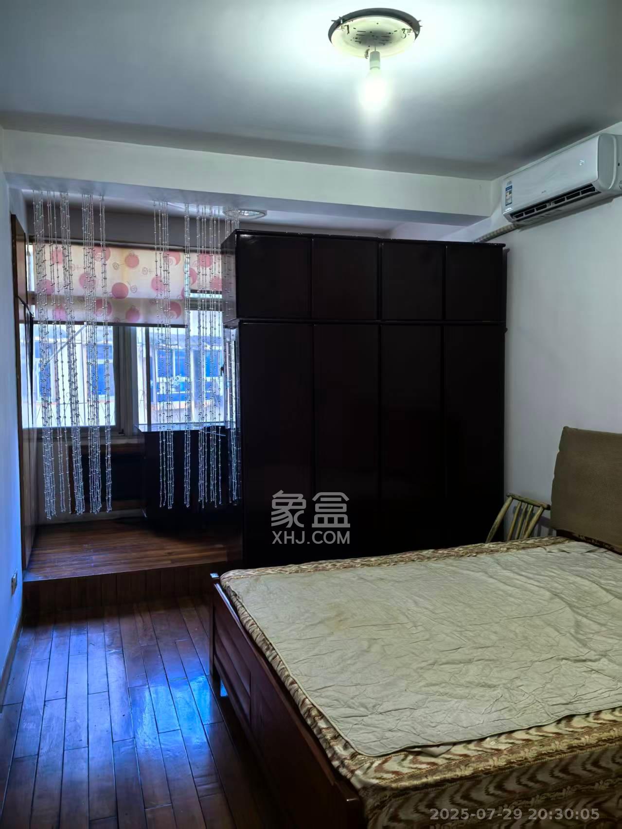 东瓜山二村 2室1厅1卫 1600.0元/月 东瓜山二村 2室1厅1卫 1600.0元/月室内图