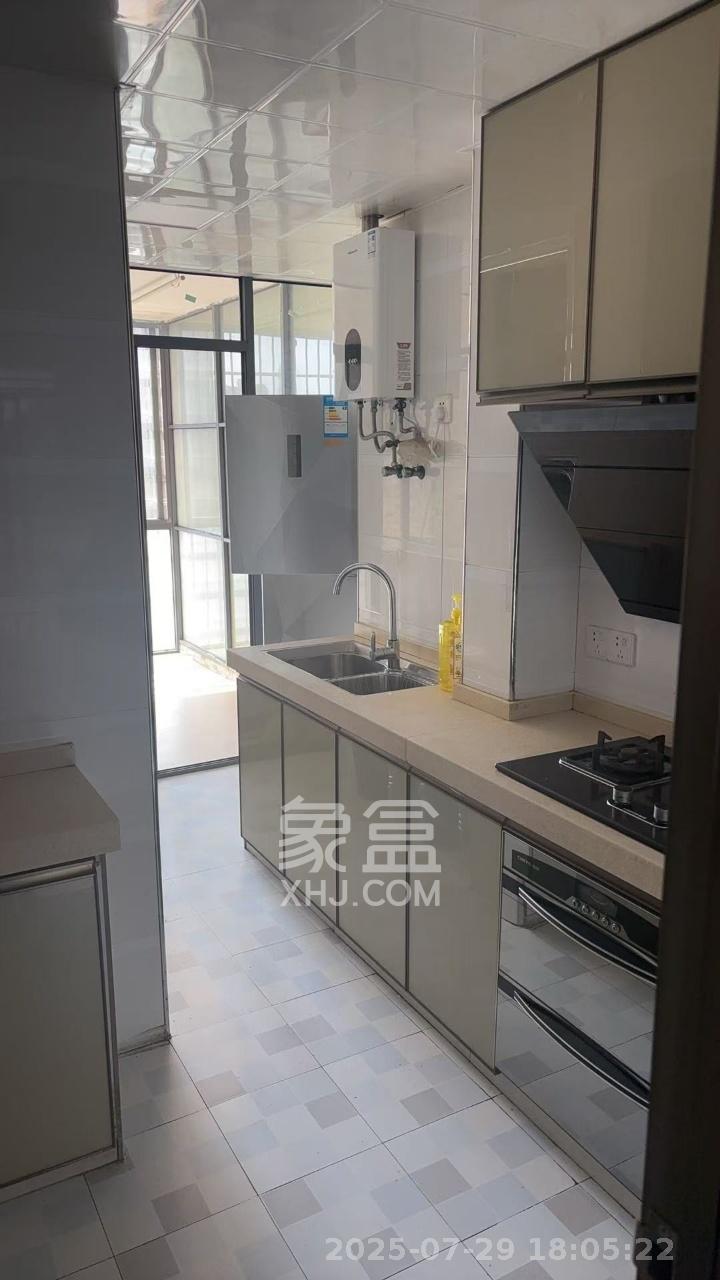 江河东澜湾  3室2厅1卫    2700.0元/月室内图