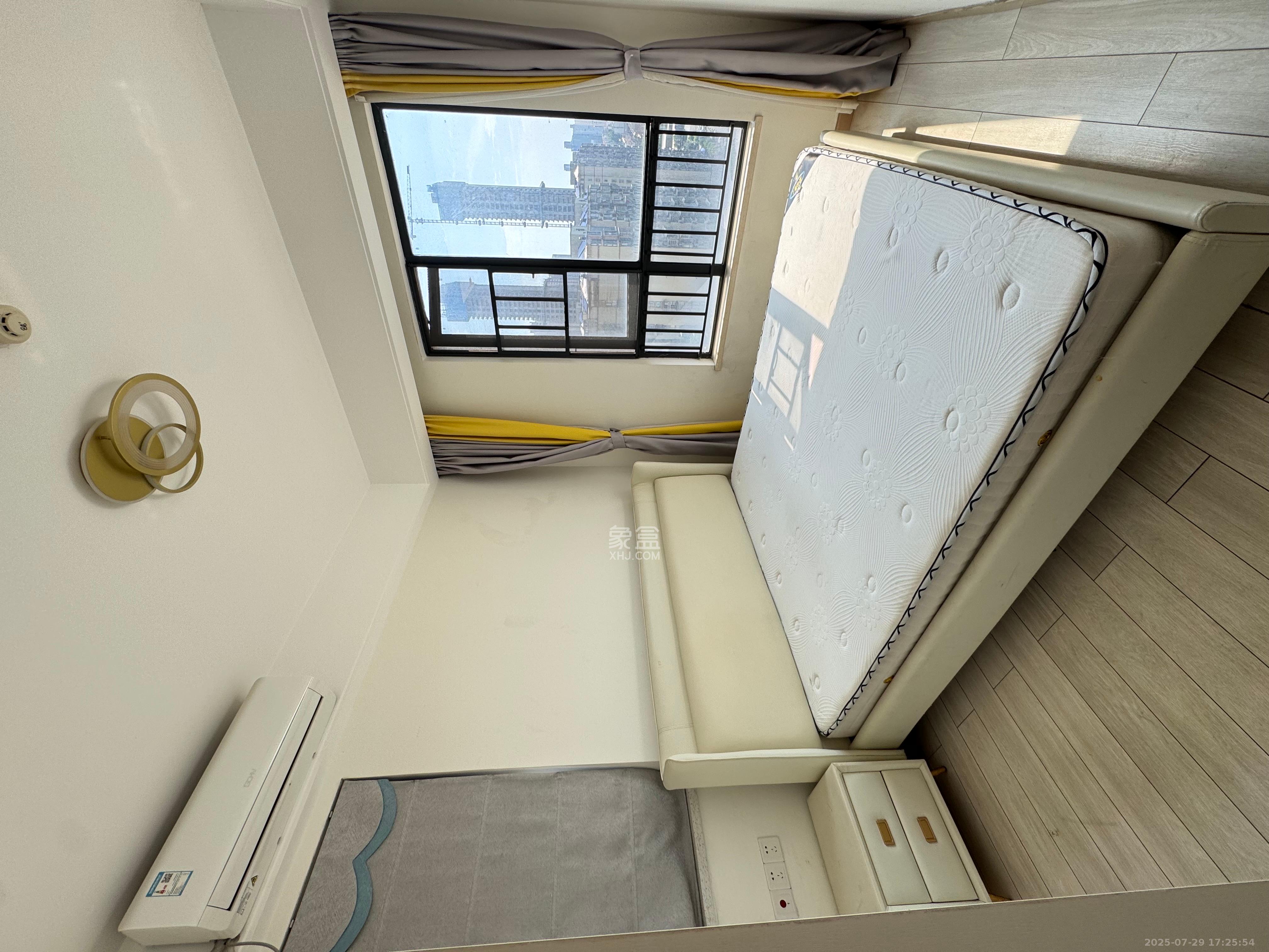 启迪协信中心  2室1厅1卫    2600.0元/月室内图