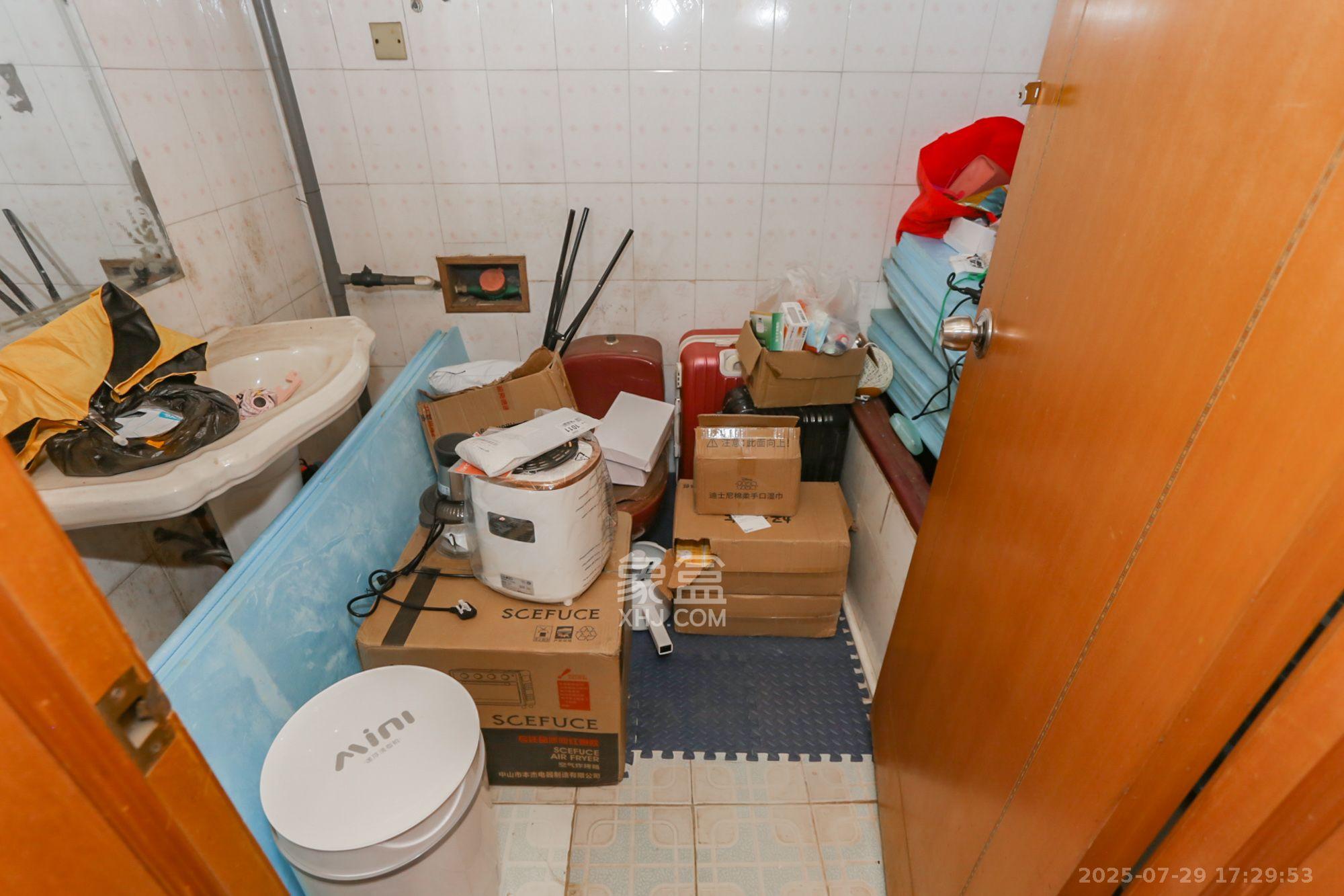 望兴家园 2室2厅1卫 1800.0元/月 望兴家园 2室2厅1卫 1800.0元/月室内图