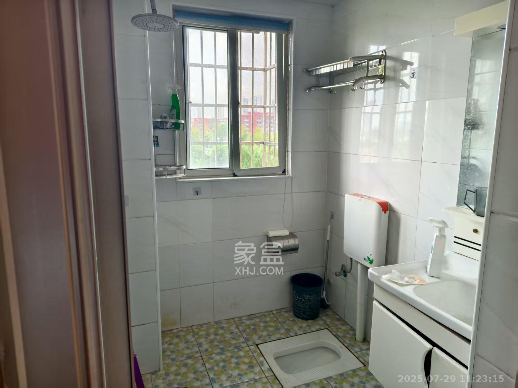 嘉顺苑 1室0厅0卫 2000.0元/月 嘉顺苑 1室0厅0卫 2000.0元/月室内图