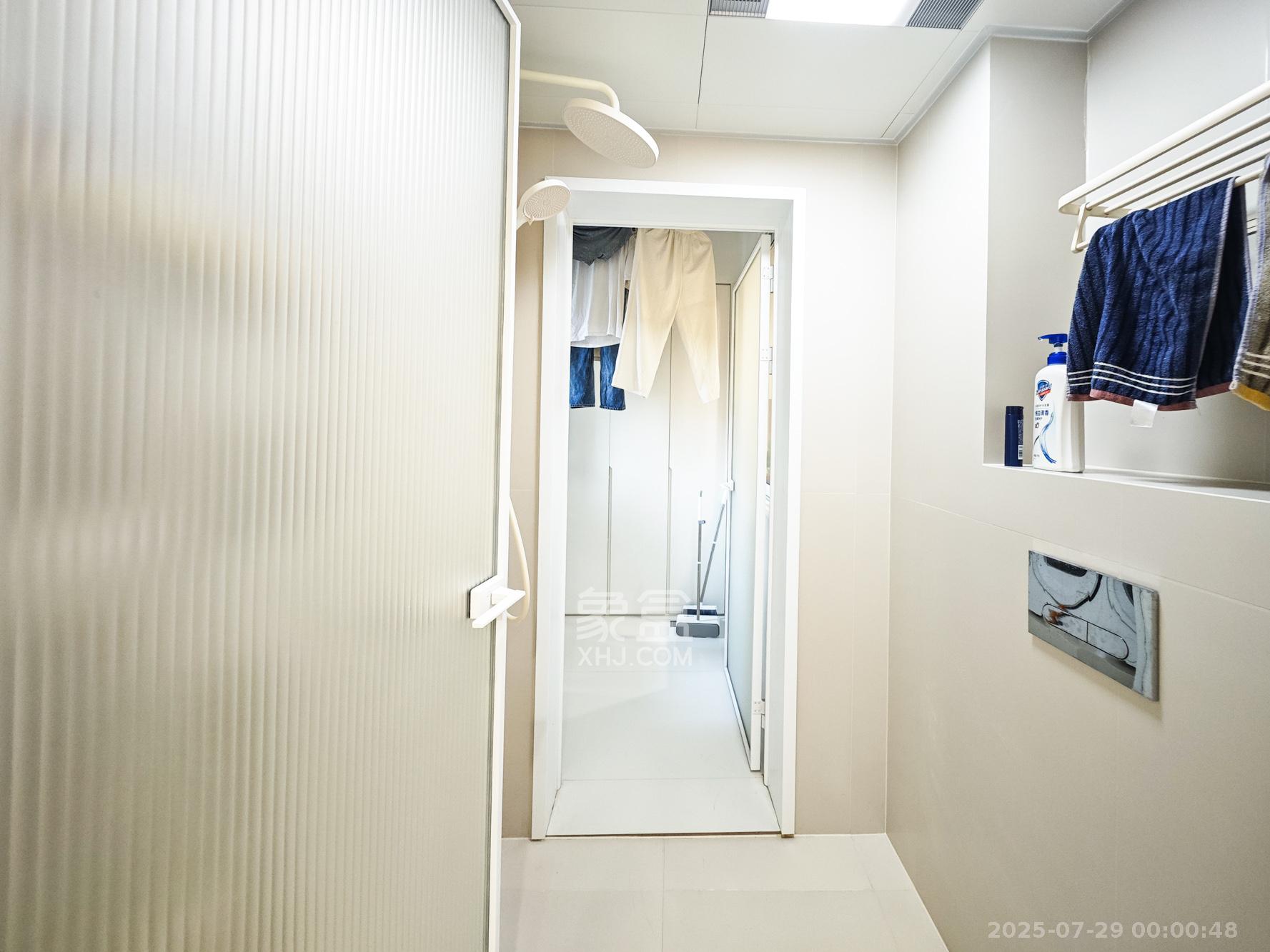 长沙北中心保利时代B区  3室2厅2卫    128.0万 长沙北中心保利时代B区  3室2厅2卫    128.0万卫生间